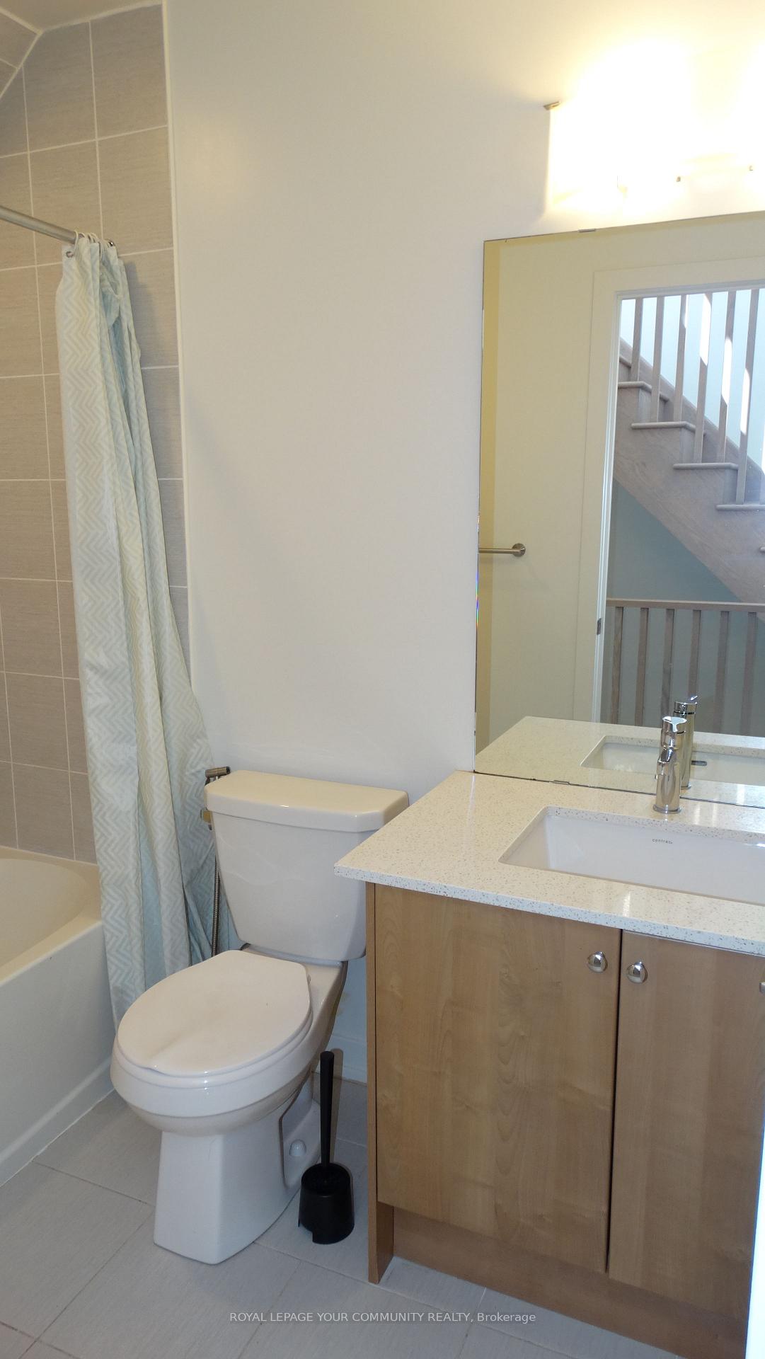 Photo 31 of Unit 70, 370C Red Maple Road, Richmond Hill, Langstaff — HOMEH