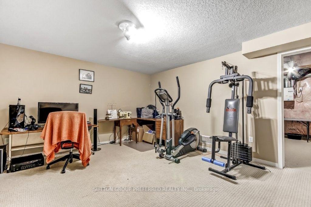 Photo 16 of Unit 8, 2145 North Routledge Park, London, North E — HOMEH