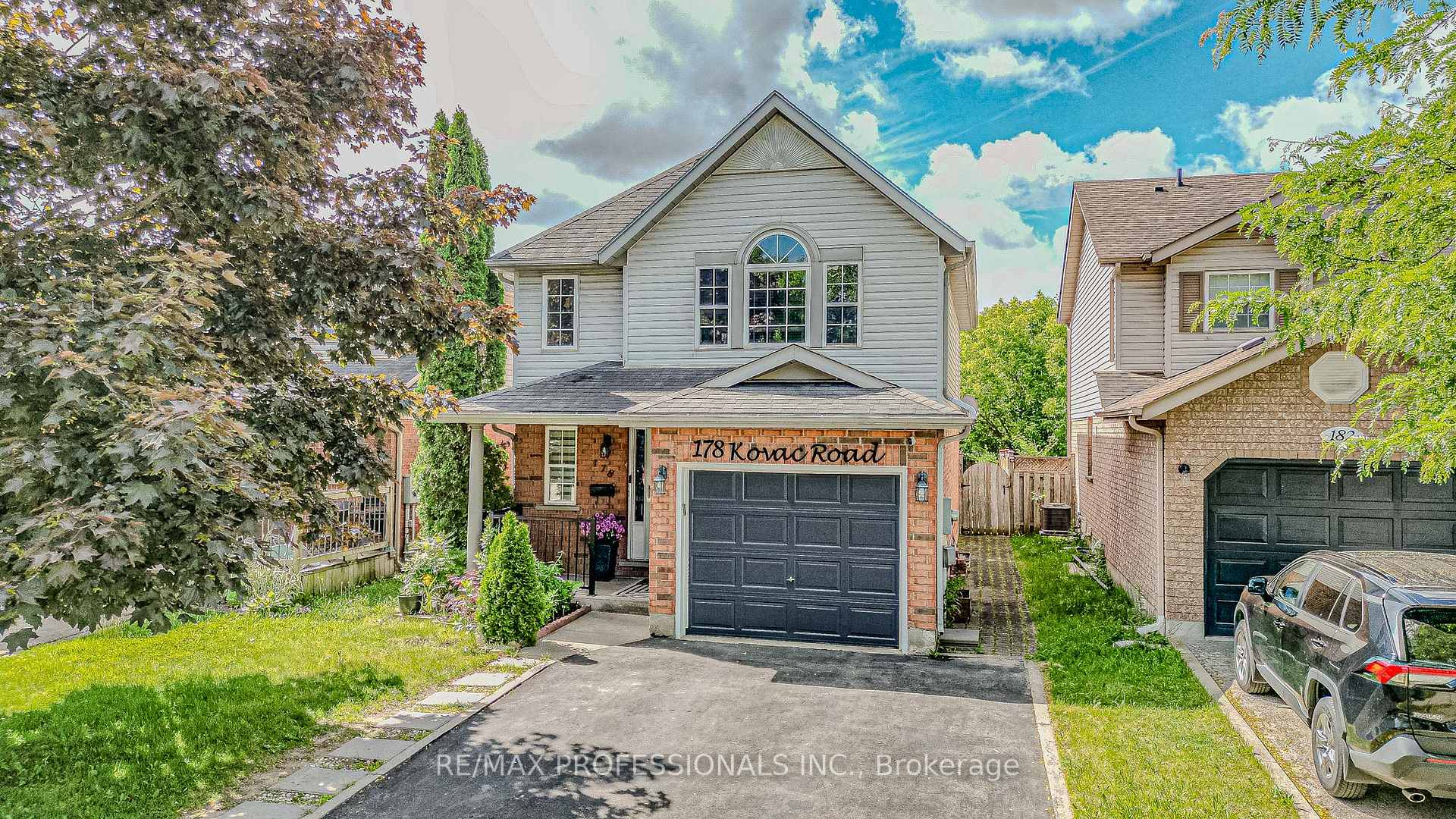 Photo 2 of 178 Kovac Road, Cambridge, Greenway-Chaplin — HOMEH