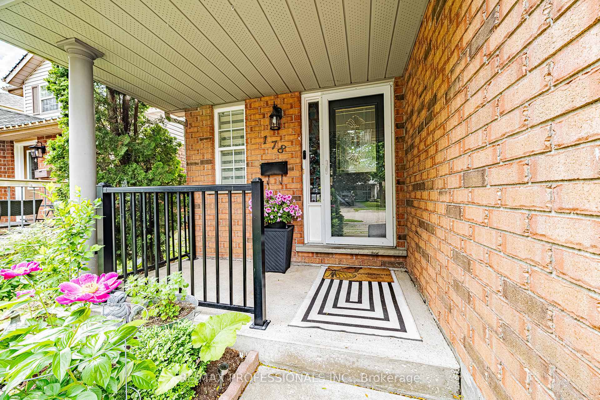 Photo 4 of 178 Kovac Road, Cambridge, Greenway-Chaplin — HOMEH
