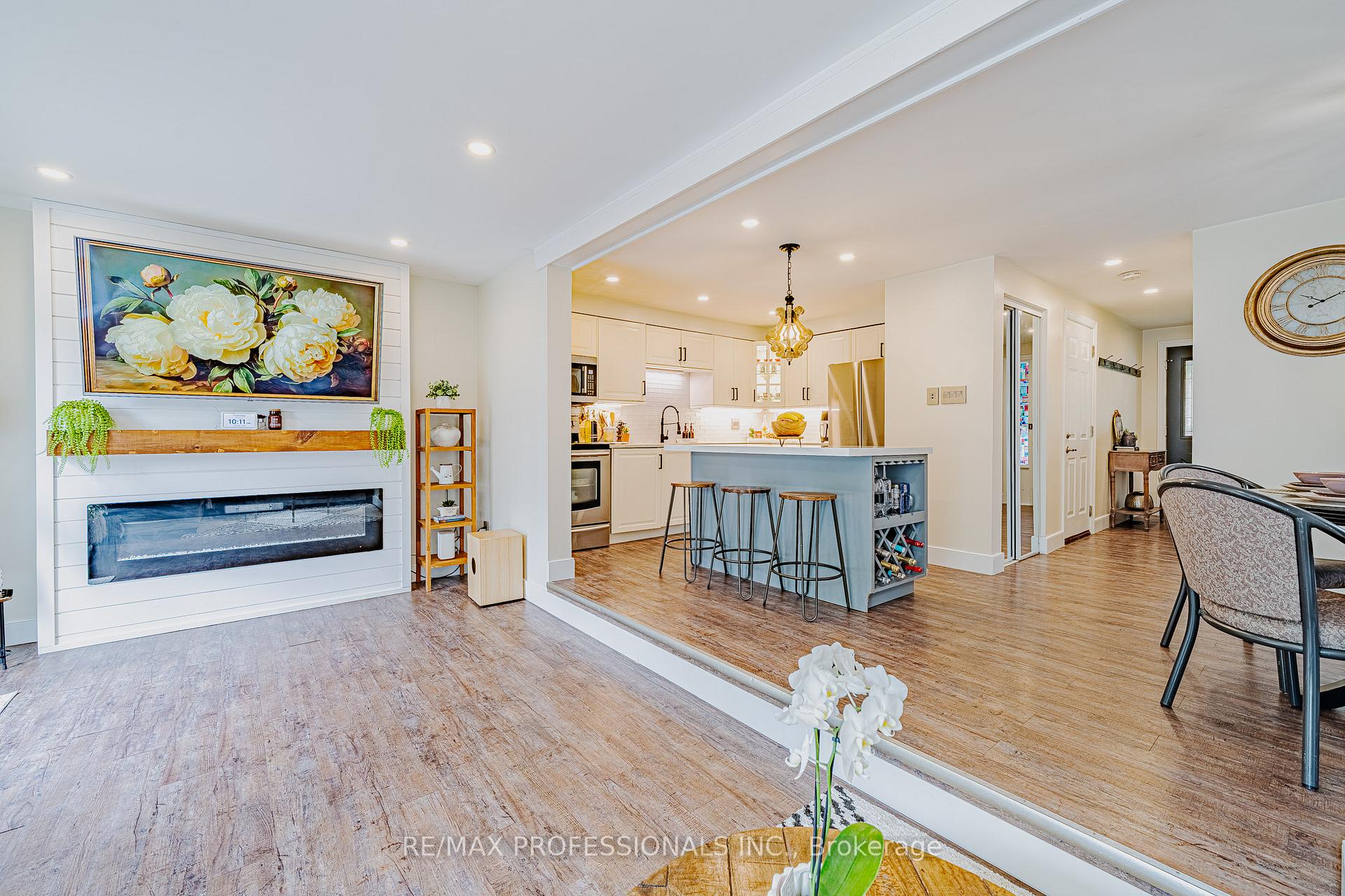 Photo 15 of 178 Kovac Road, Cambridge, Greenway-Chaplin — HOMEH