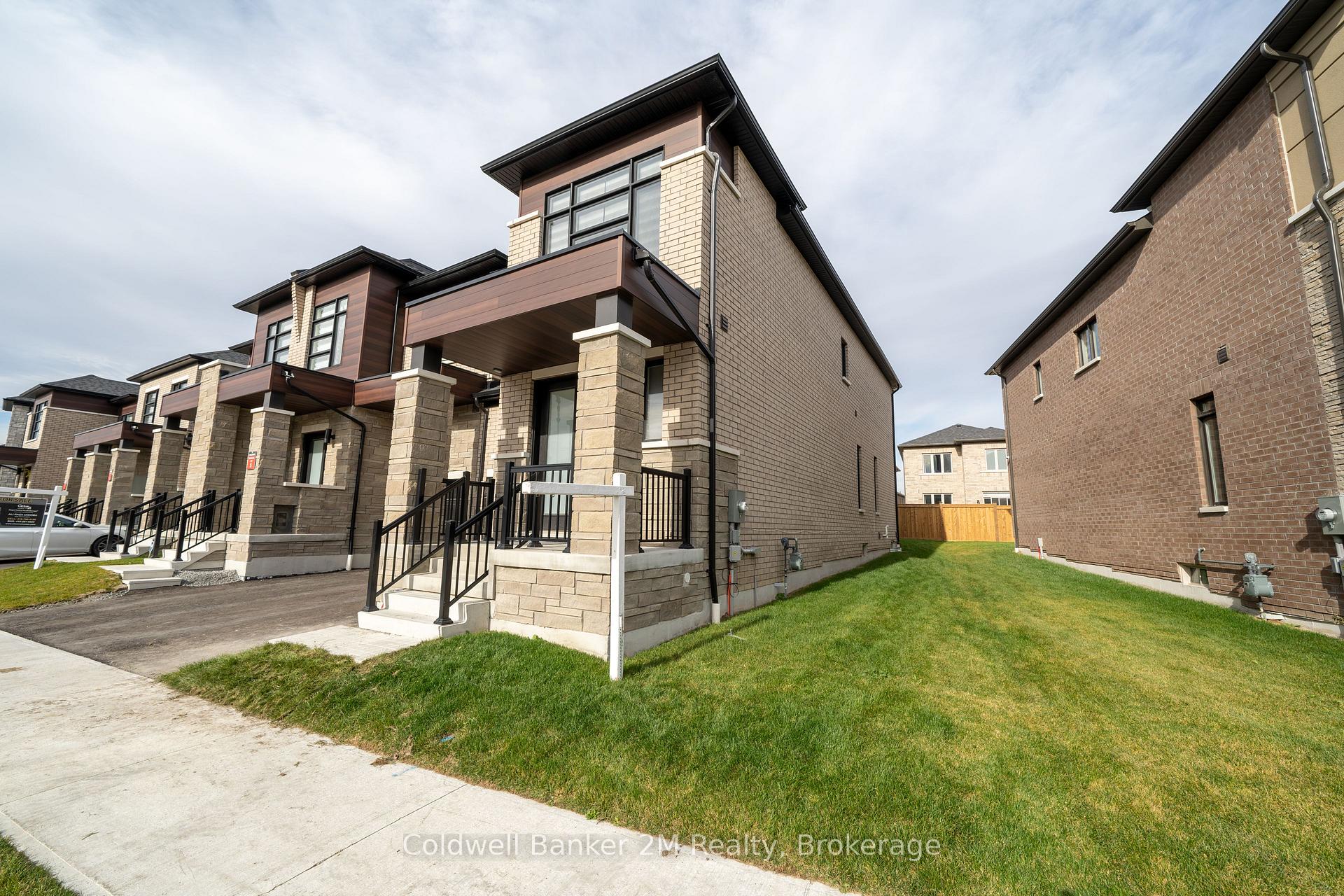 Photo 1 of 136 Ogston Crescent, Whitby, Rural Whitby — HOMEH