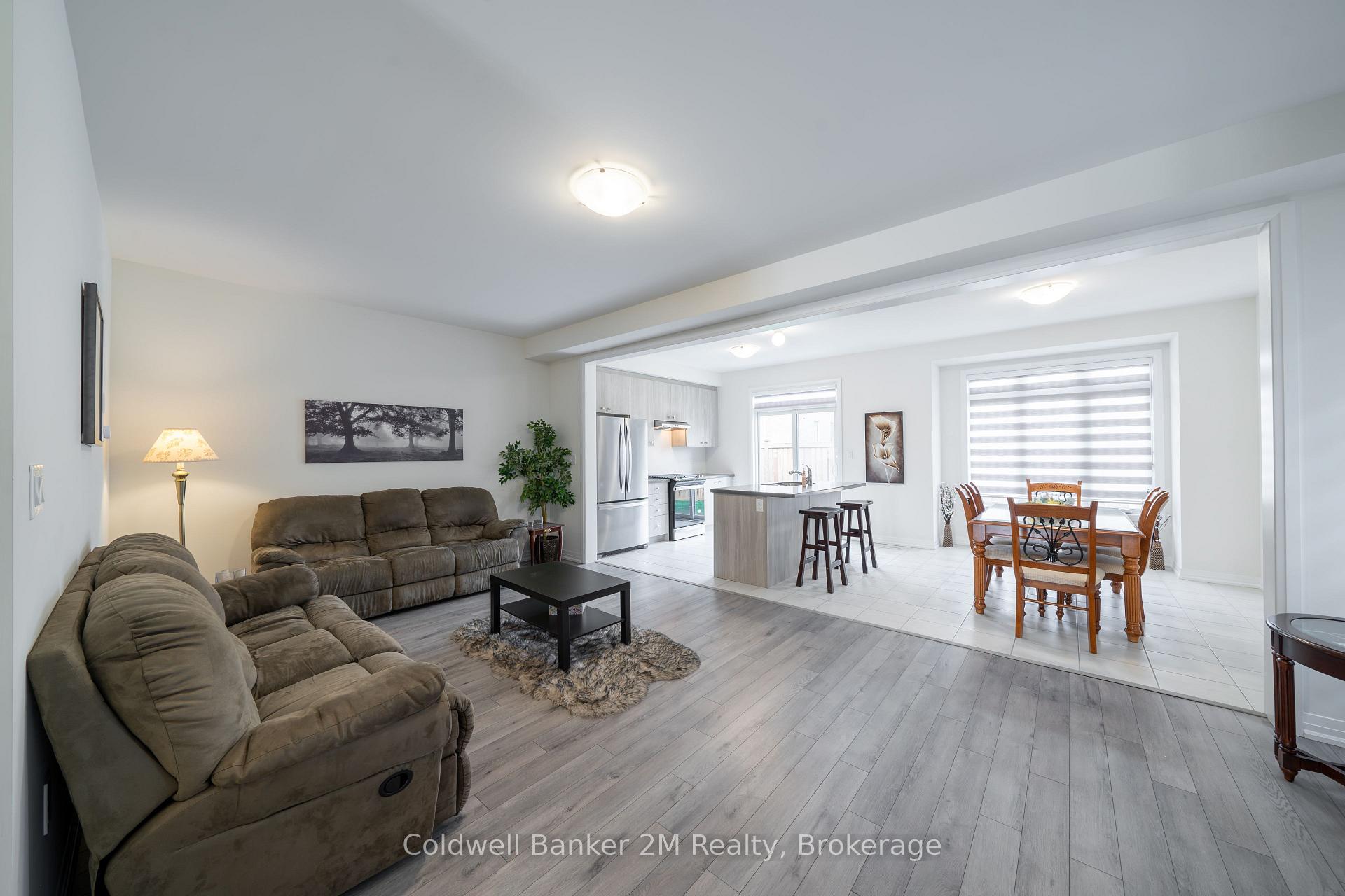 Photo 13 of 136 Ogston Crescent, Whitby, Rural Whitby — HOMEH
