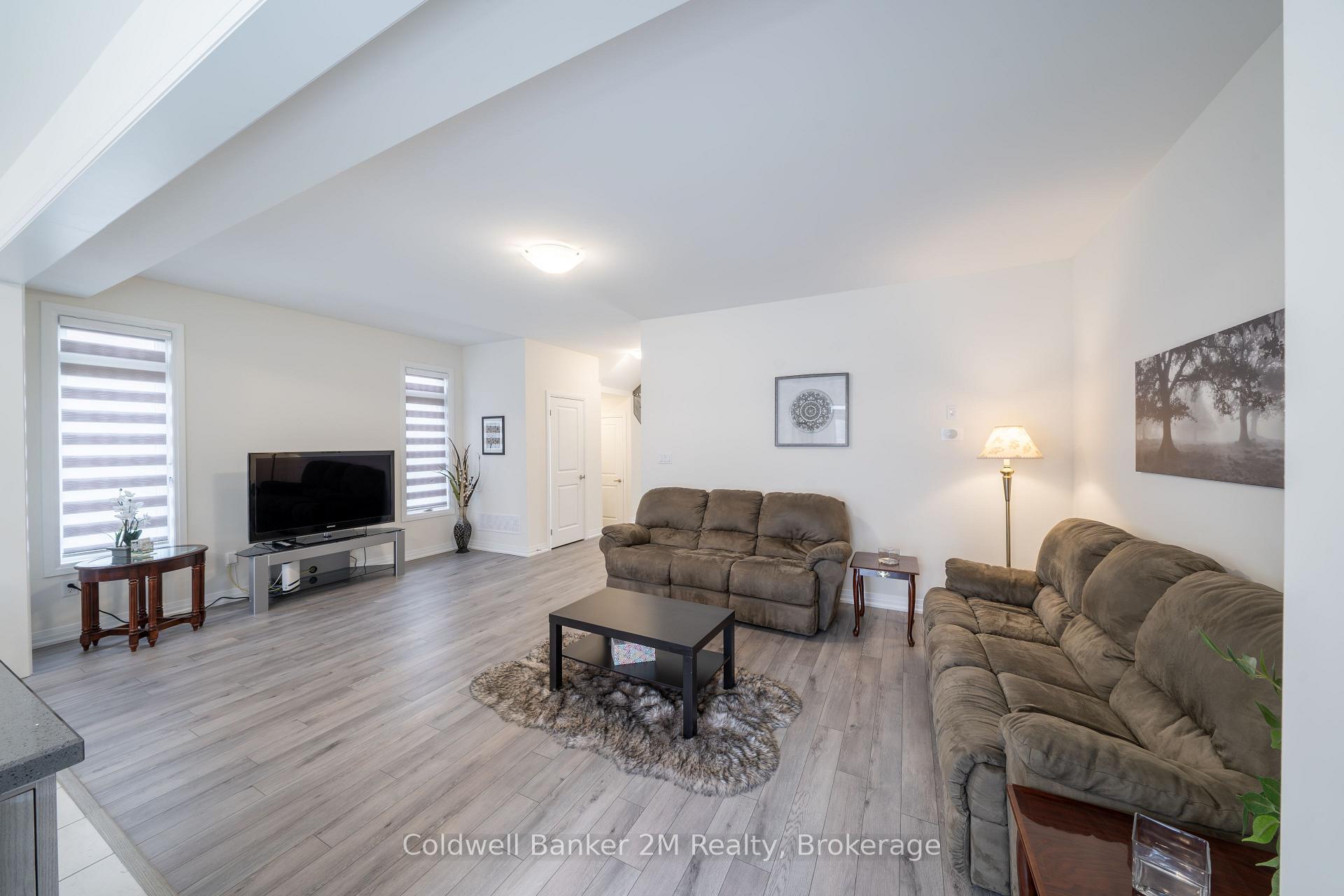 Photo 17 of 136 Ogston Crescent, Whitby, Rural Whitby — HOMEH