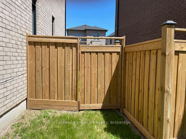 Photo 37 of 136 Ogston Crescent, Whitby, Rural Whitby — HOMEH