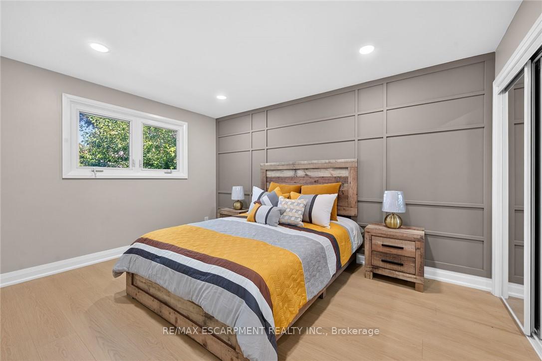 Photo 16 of 135 Nugent Drive, Hamilton, Kentley — HOMEH
