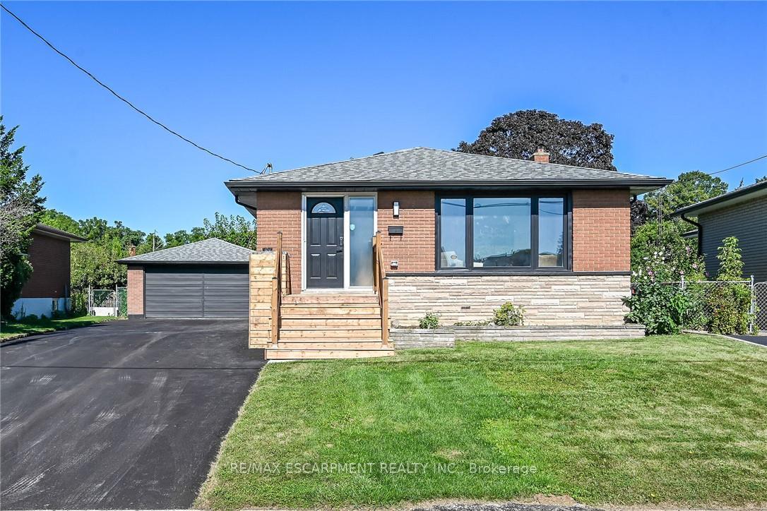 Photo 36 of 135 Nugent Drive, Hamilton, Kentley — HOMEH