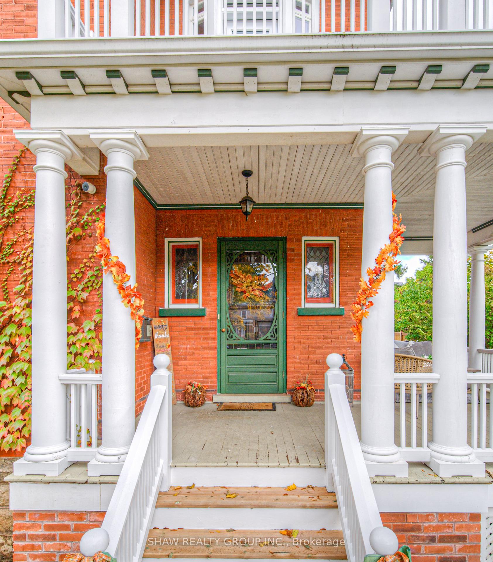 Photo 2 of 543 Queenston Road, Cambridge, Preston South — HOMEH