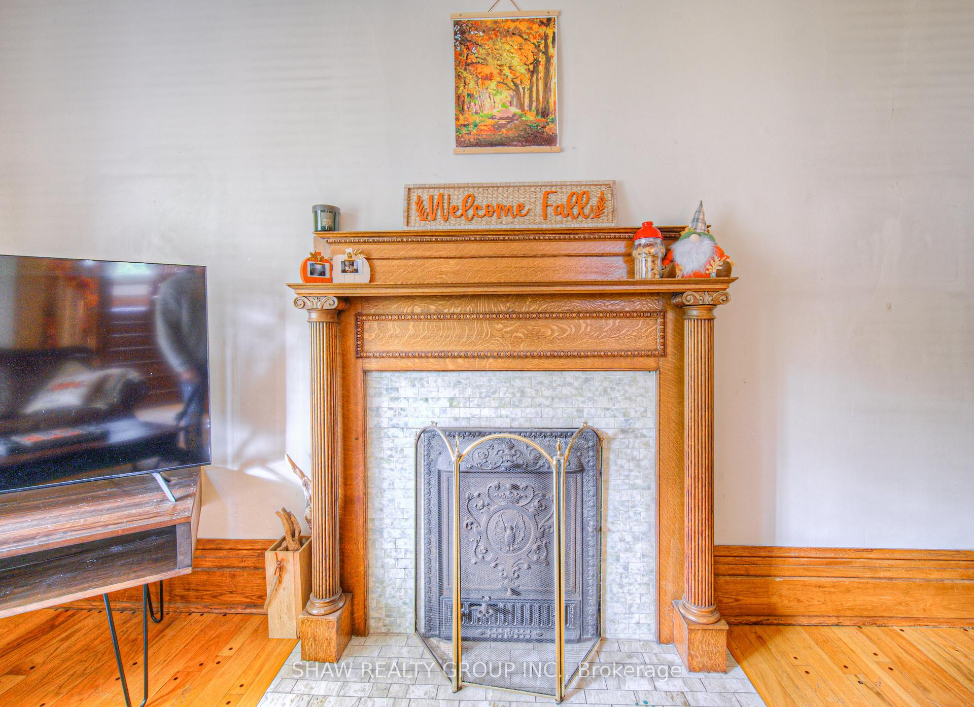 Photo 7 of 543 Queenston Road, Cambridge, Preston South — HOMEH