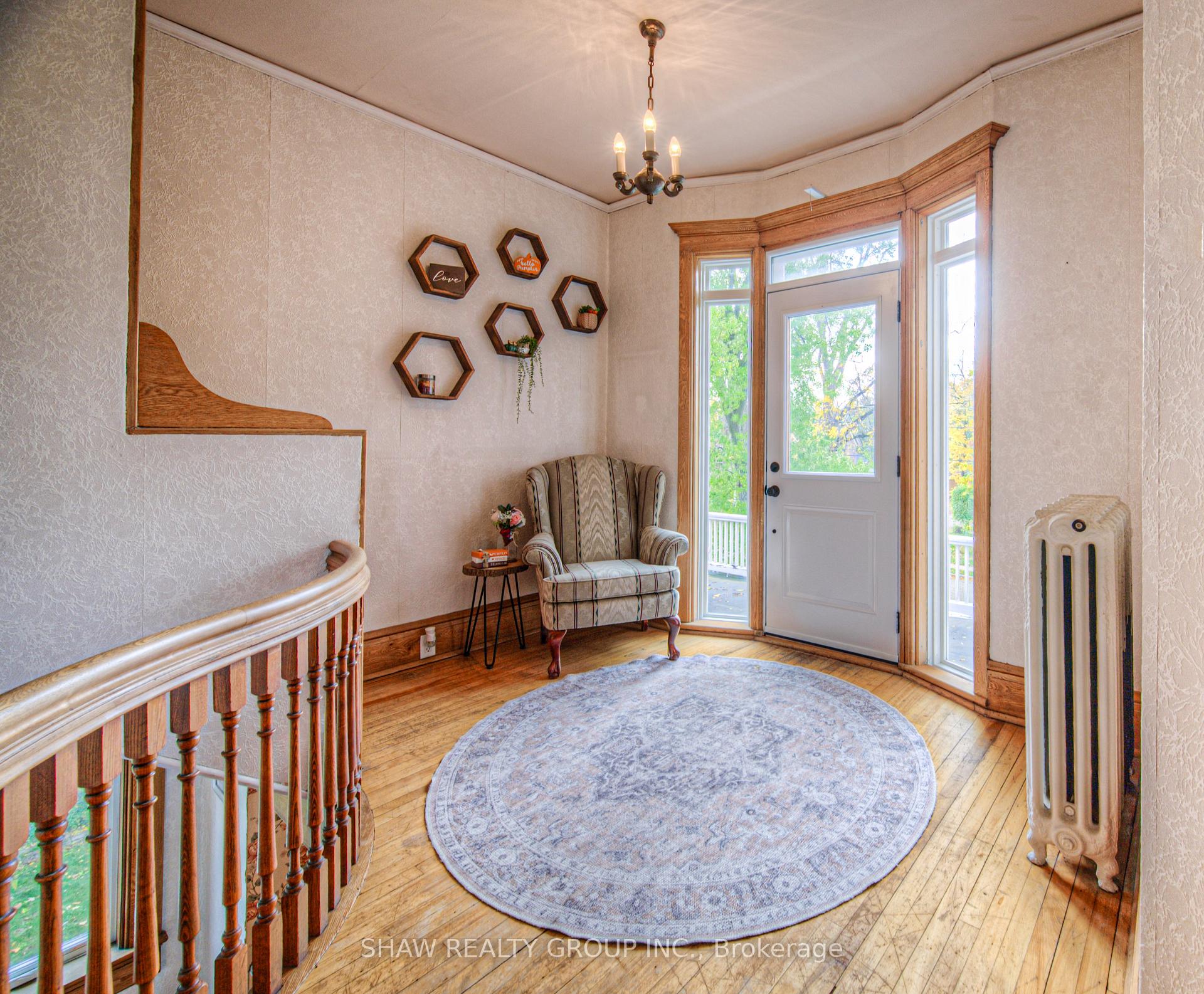 Photo 22 of 543 Queenston Road, Cambridge, Preston South — HOMEH