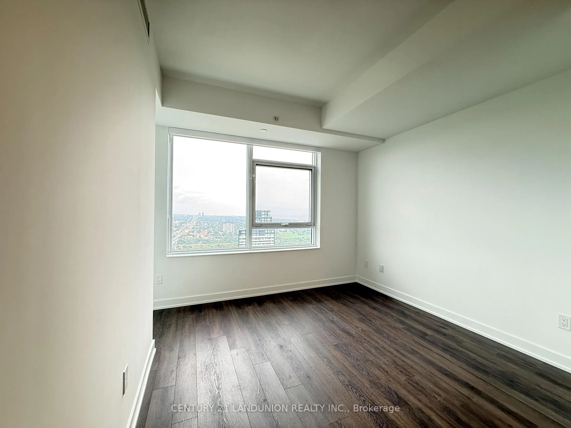 Photo 9 of Unit 4808, 609 Sherbourne Street, Toronto, North St. James Town — HOMEH
