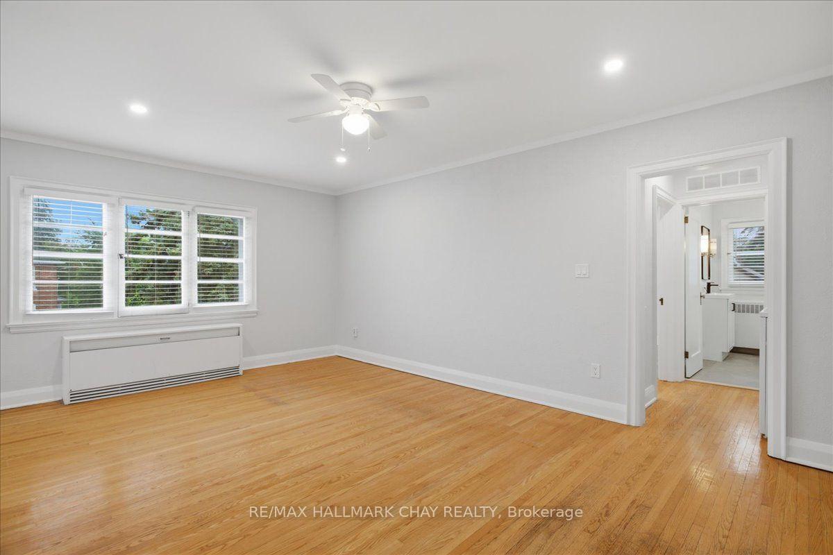 Photo 10 of Unit 1, 15 Parkside Drive, Barrie, Queen's Park — HOMEH