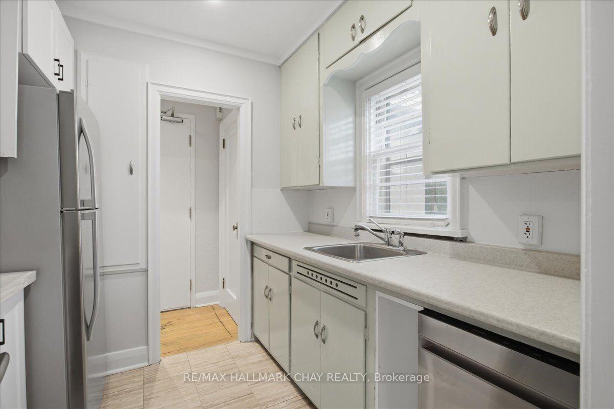 Photo 20 of Unit 1, 15 Parkside Drive, Barrie, Queen's Park — HOMEH