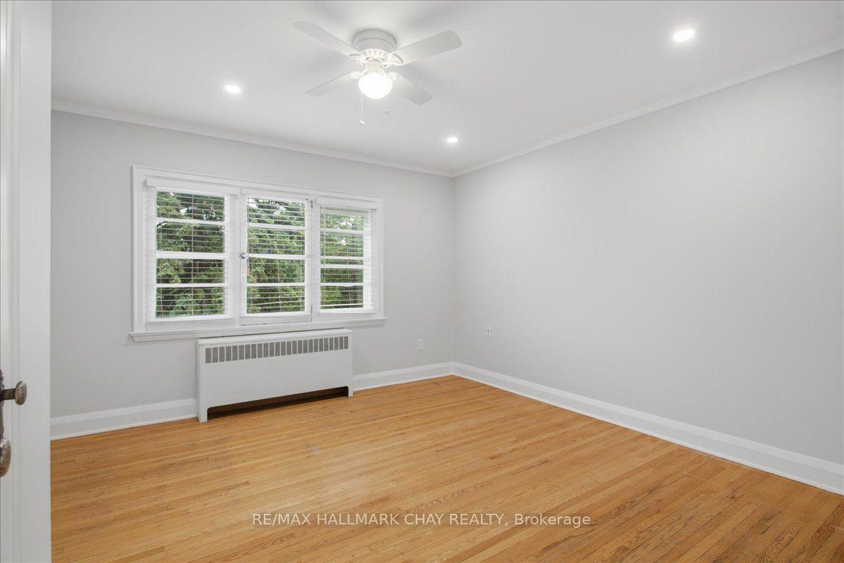 Photo 28 of Unit 1, 15 Parkside Drive, Barrie, Queen's Park — HOMEH