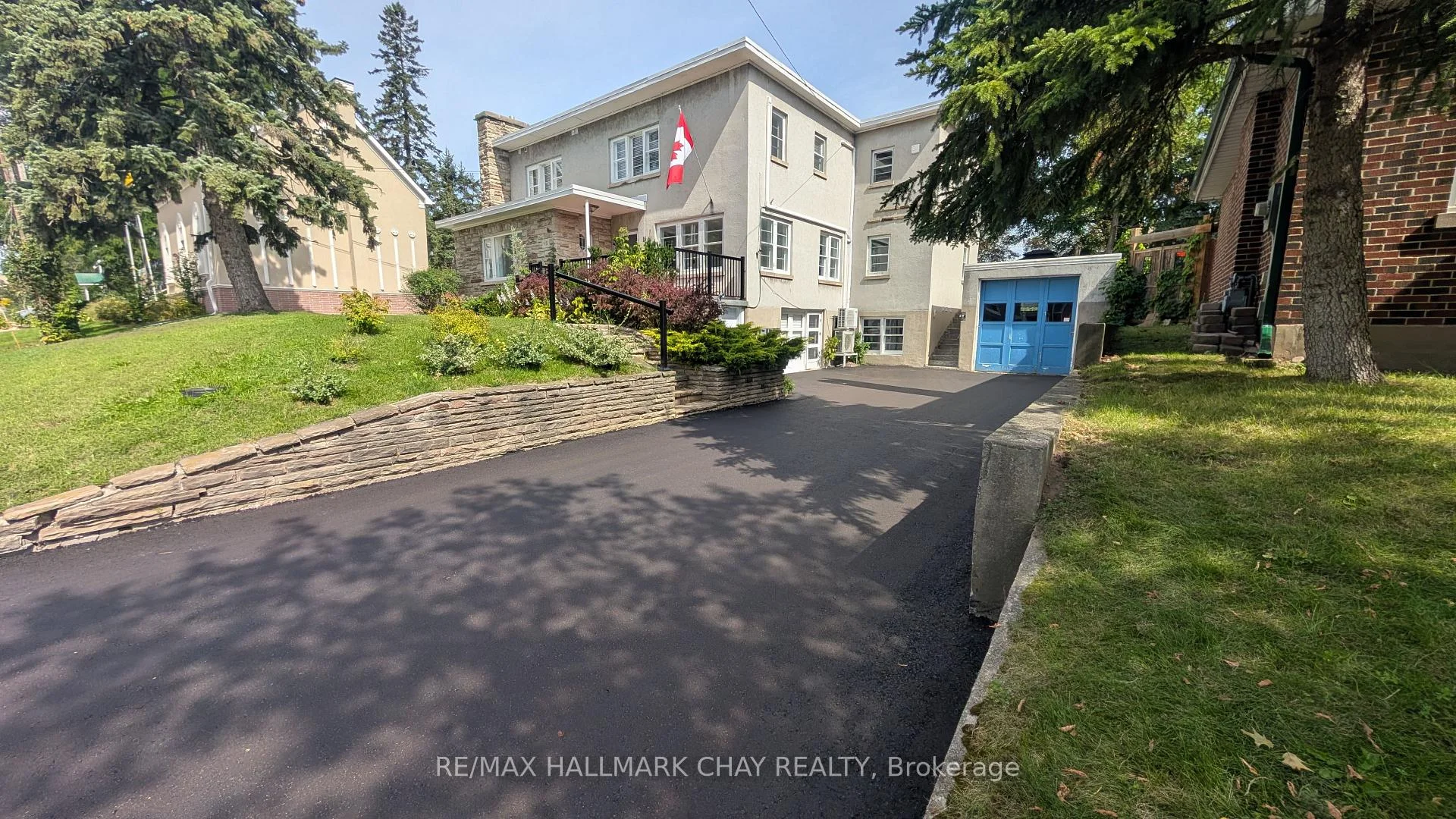 Photo 1 of Unit 1, 15 Parkside Drive, Barrie, Queen's Park — HOMEH