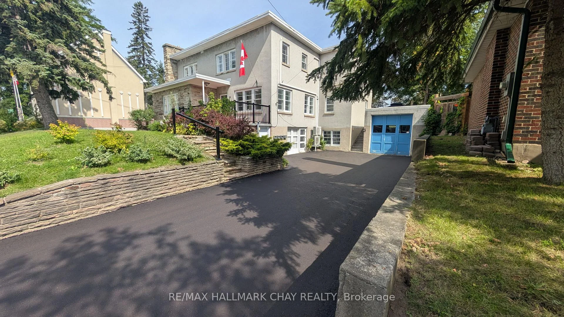 Photo 5 of Unit 1, 15 Parkside Drive, Barrie, Queen's Park — HOMEH
