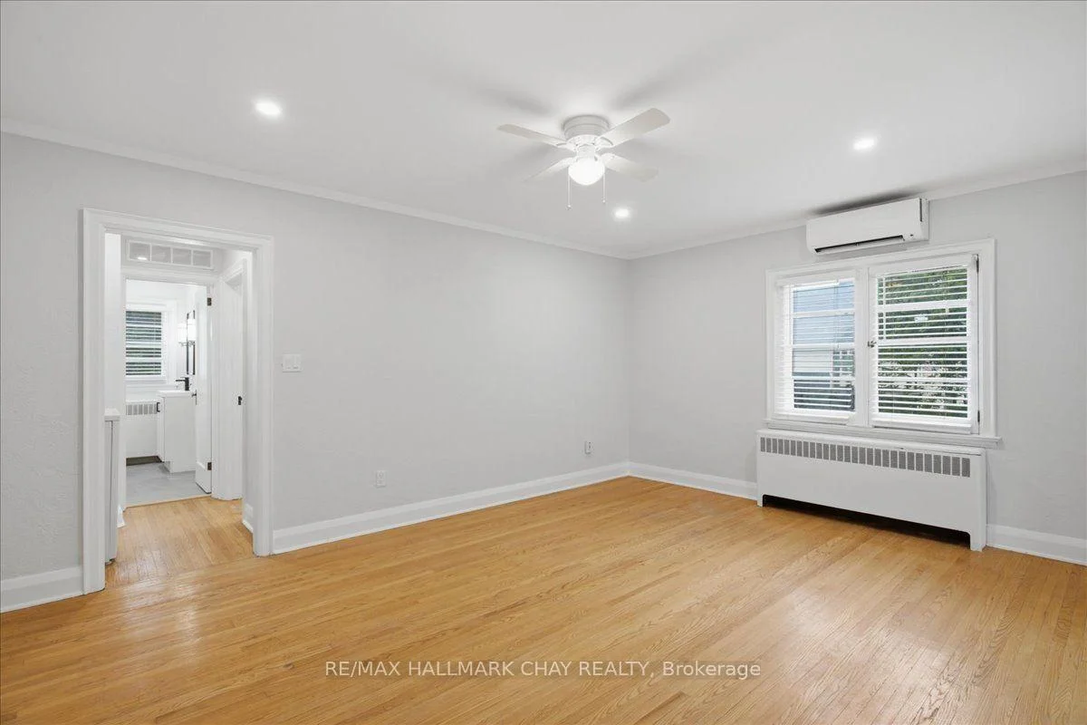 Photo 7 of Unit 1, 15 Parkside Drive, Barrie, Queen's Park — HOMEH