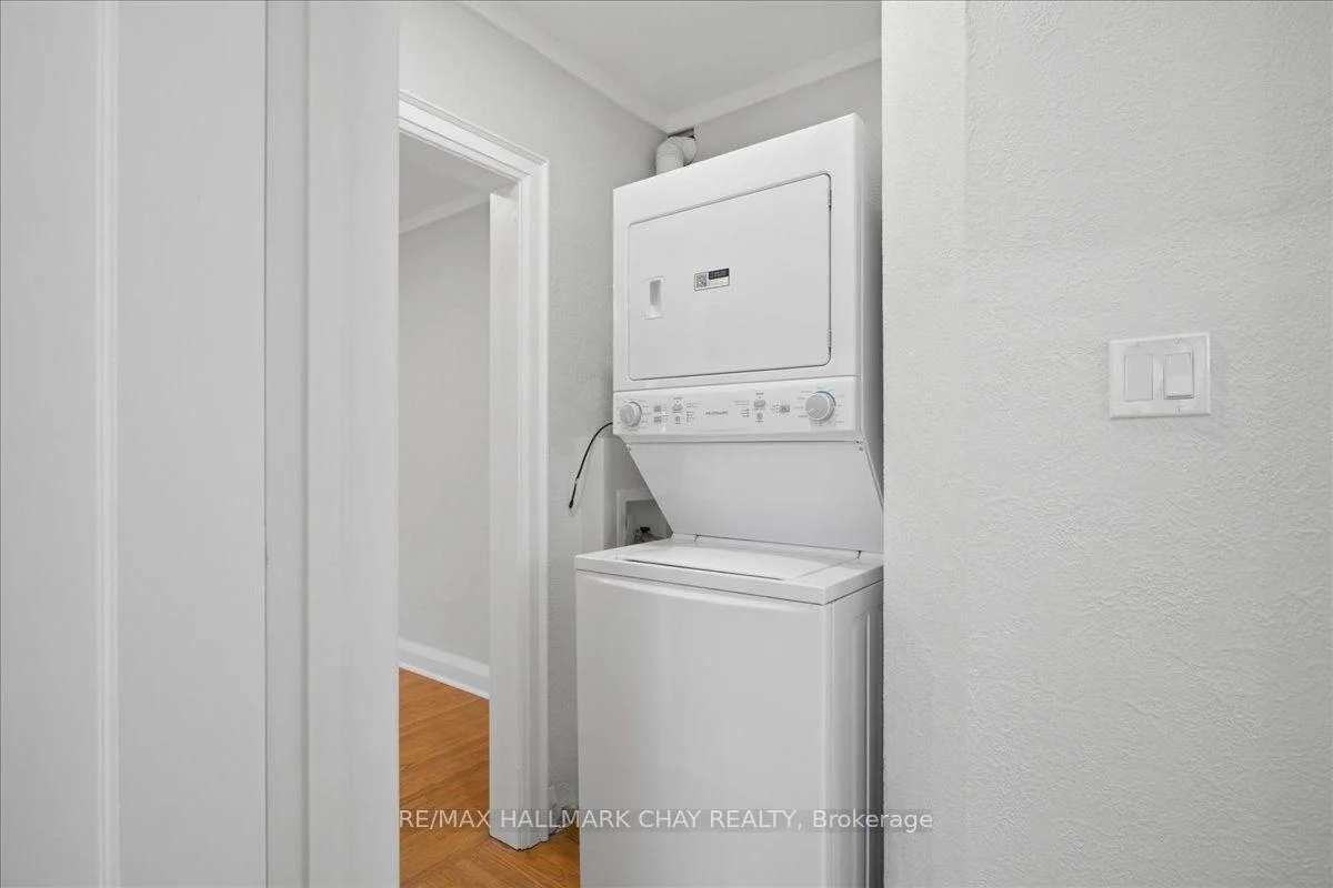 Photo 27 of Unit 1, 15 Parkside Drive, Barrie, Queen's Park — HOMEH