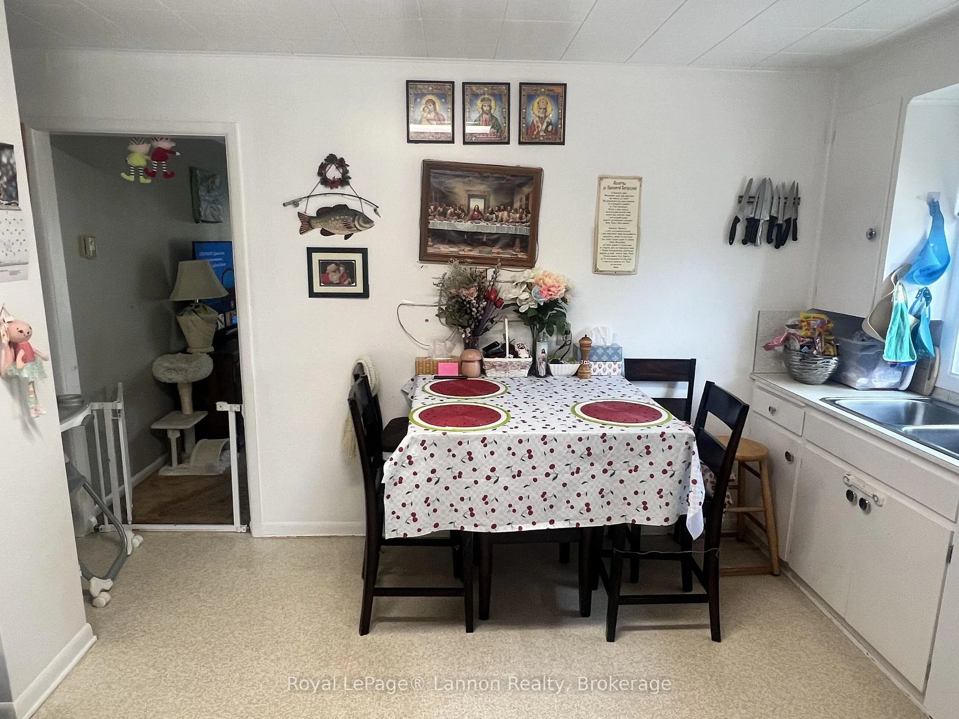 Photo 12 of 7 Errington Avenue, Atikokan — HOMEH