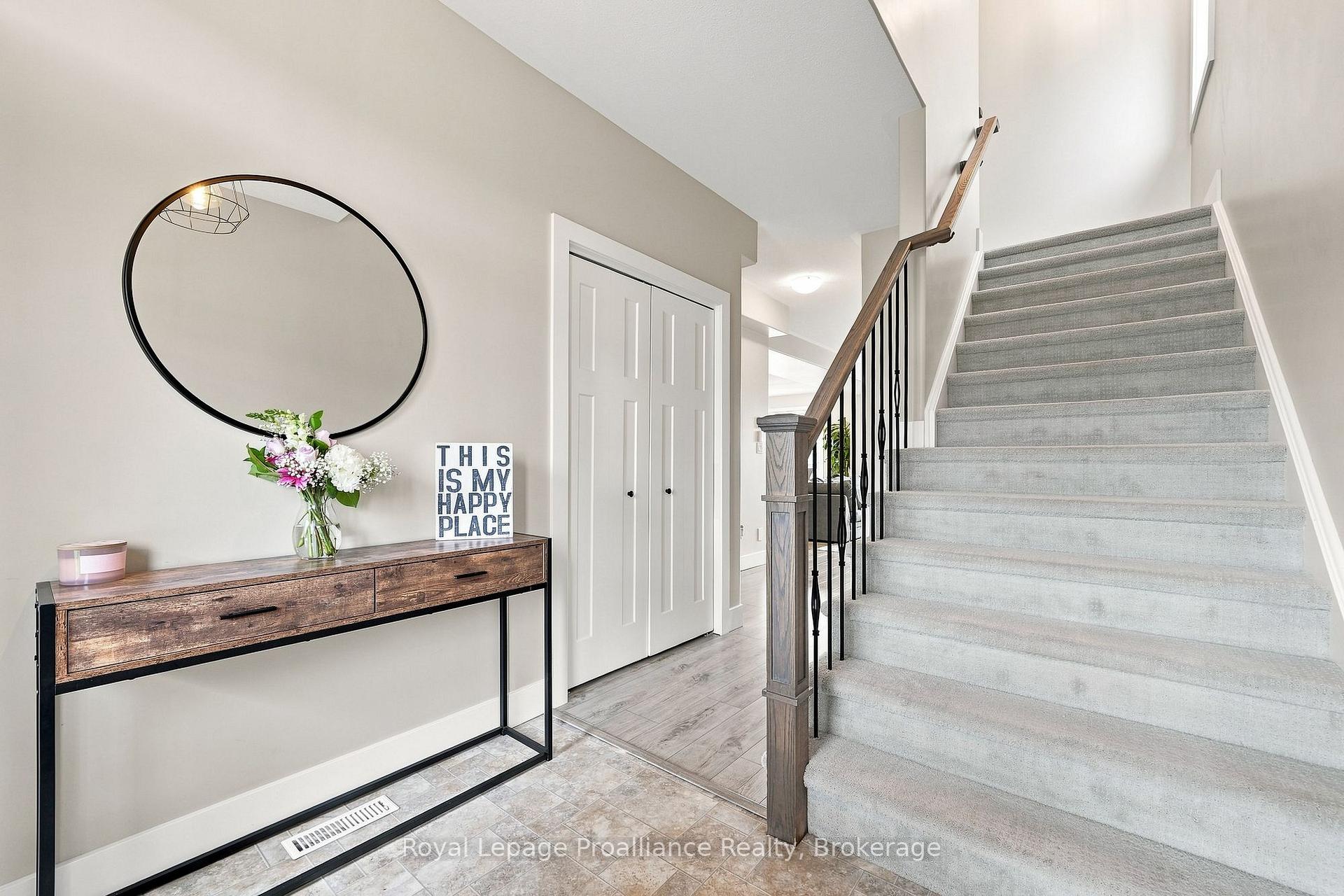 Photo 6 of 18 Granite Drive, Belleville, Belleville Ward — HOMEH