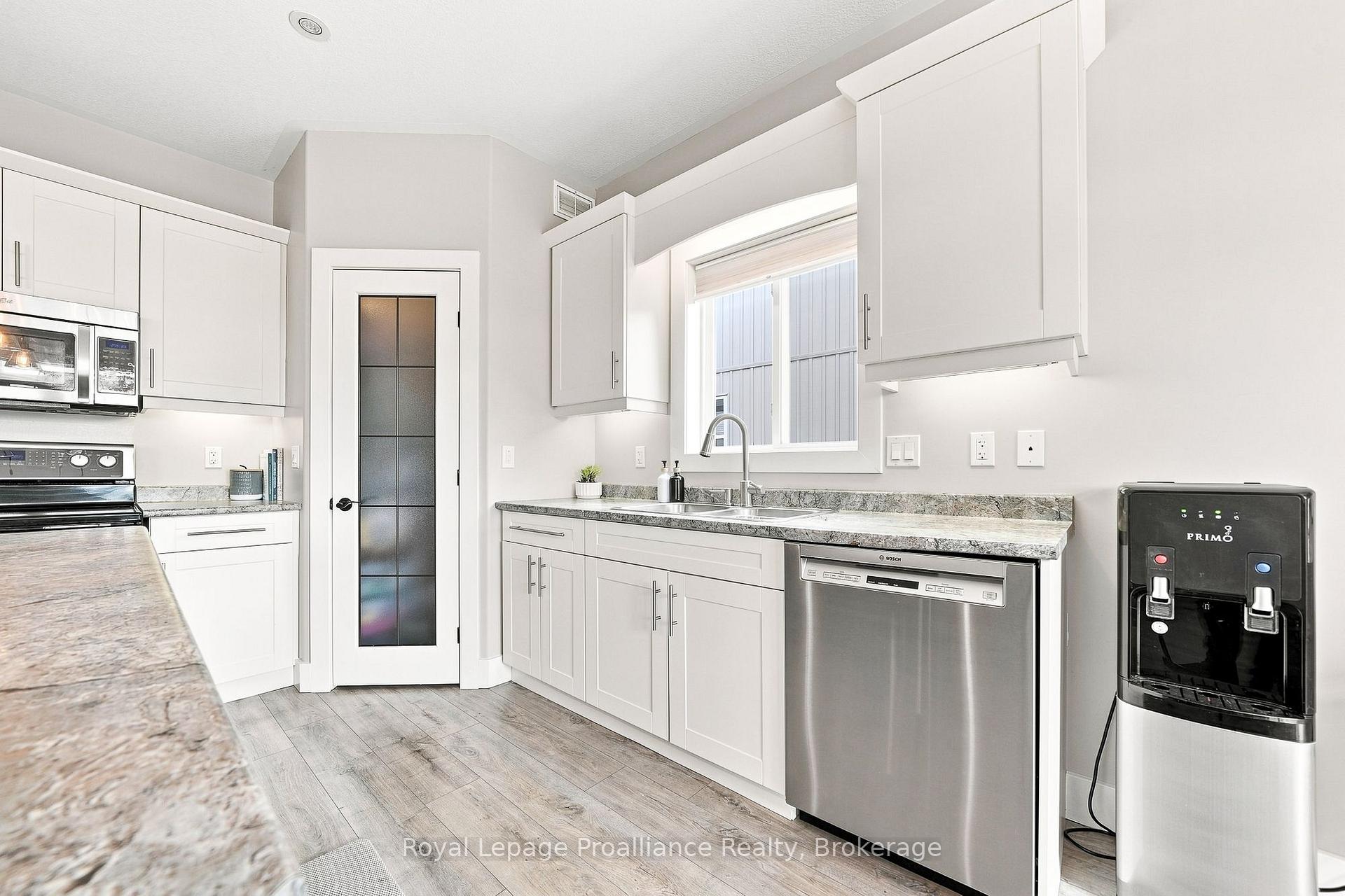 Photo 17 of 18 Granite Drive, Belleville, Belleville Ward — HOMEH