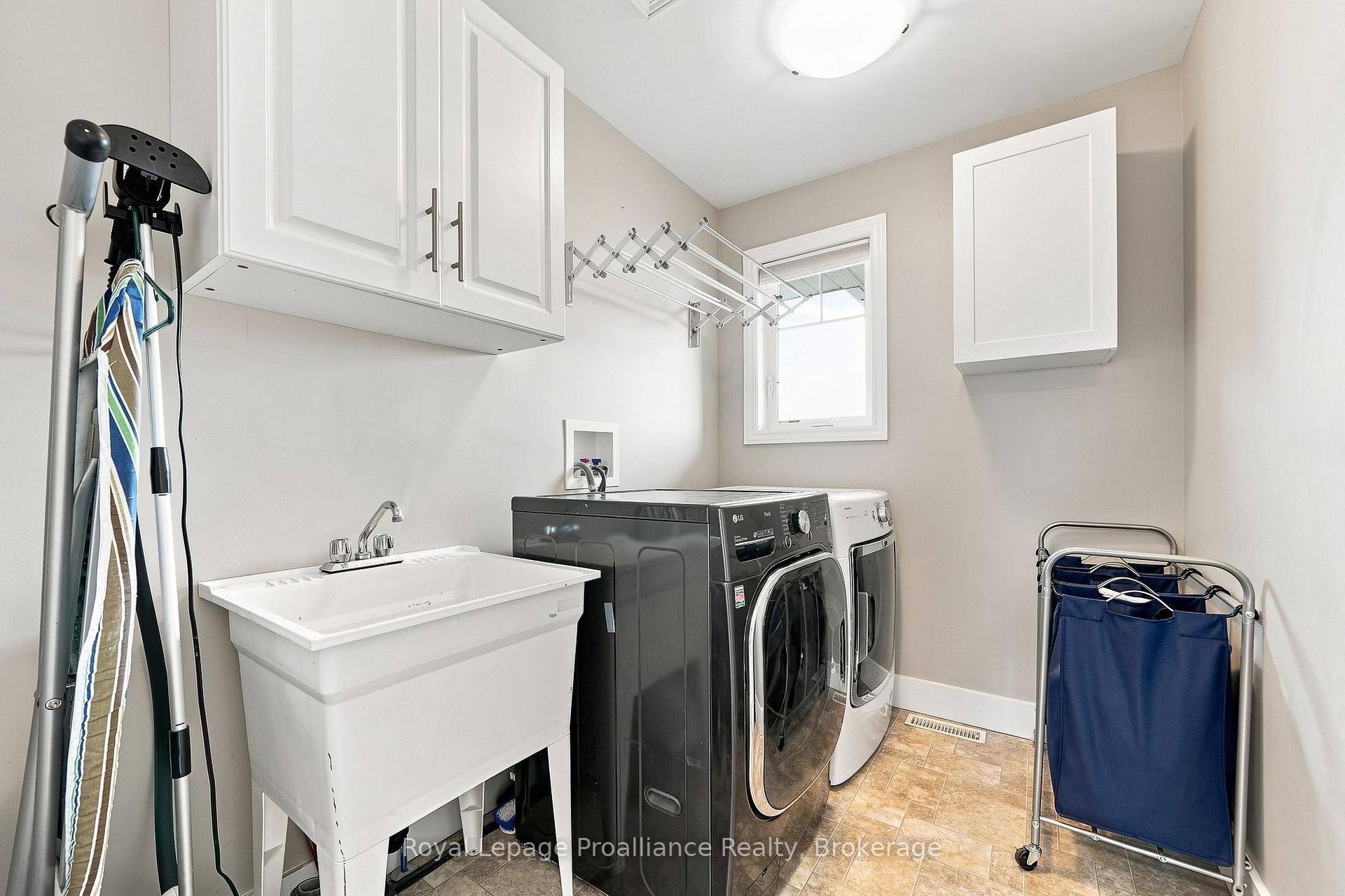 Photo 26 of 18 Granite Drive, Belleville, Belleville Ward — HOMEH