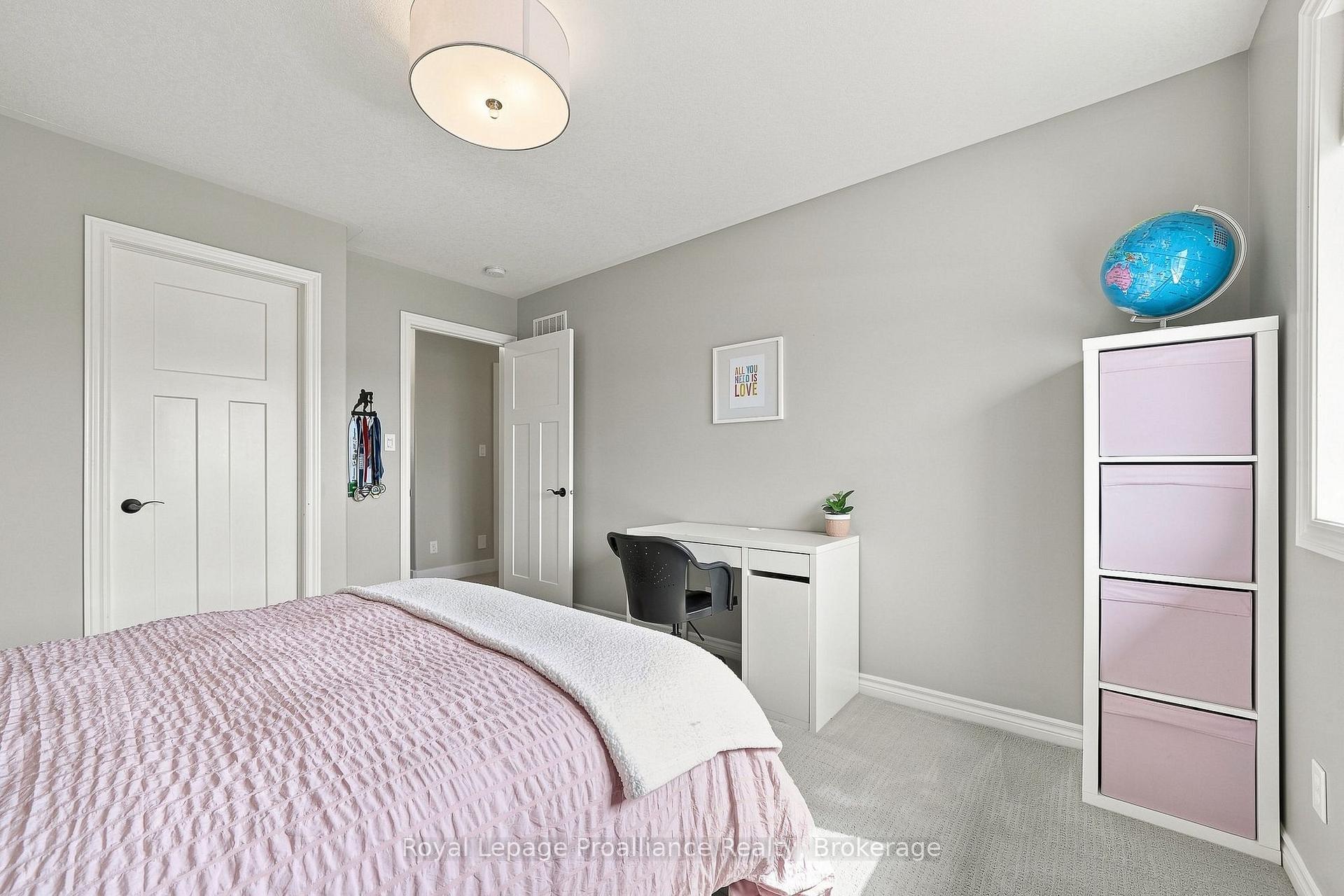 Photo 28 of 18 Granite Drive, Belleville, Belleville Ward — HOMEH