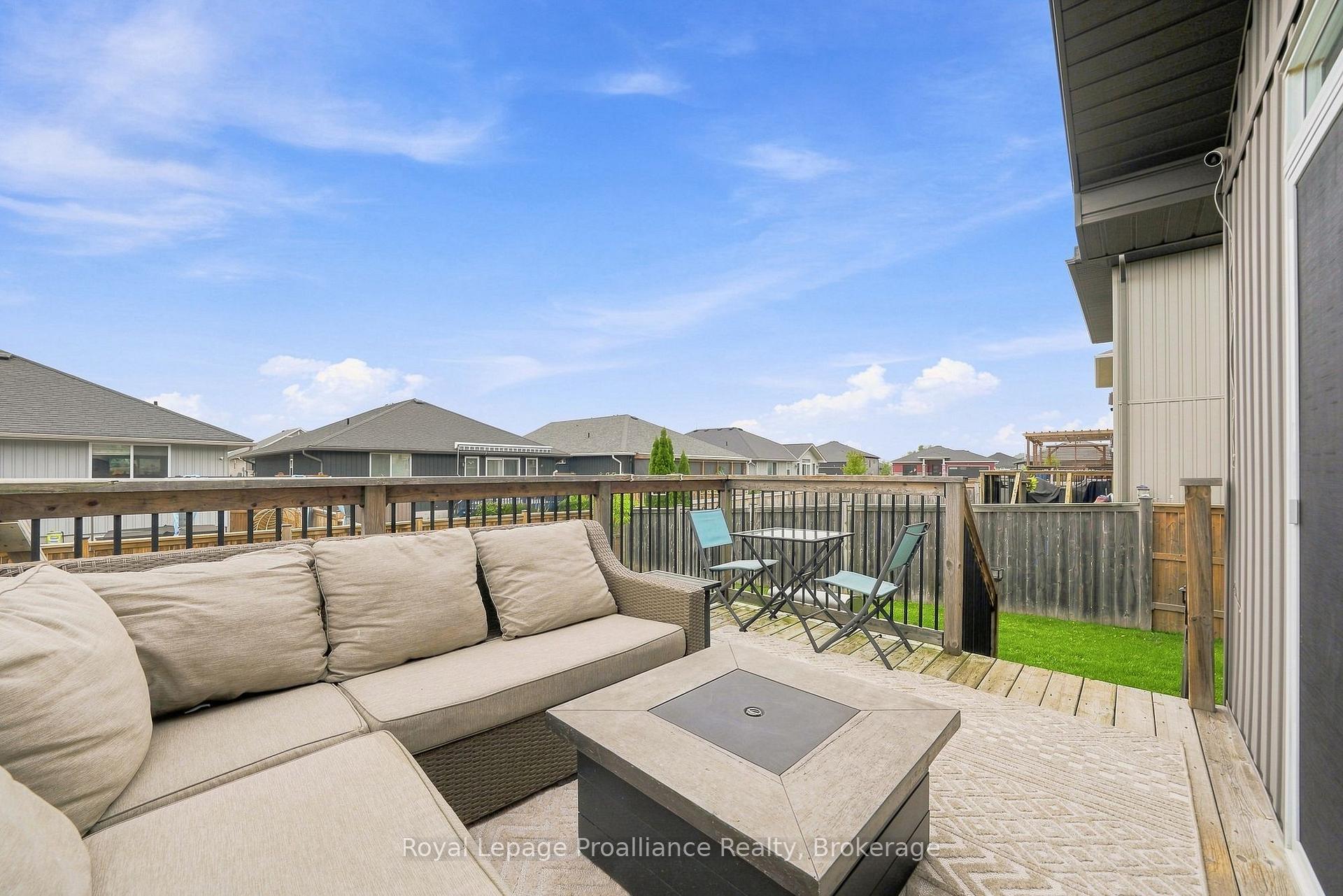 Photo 42 of 18 Granite Drive, Belleville, Belleville Ward — HOMEH