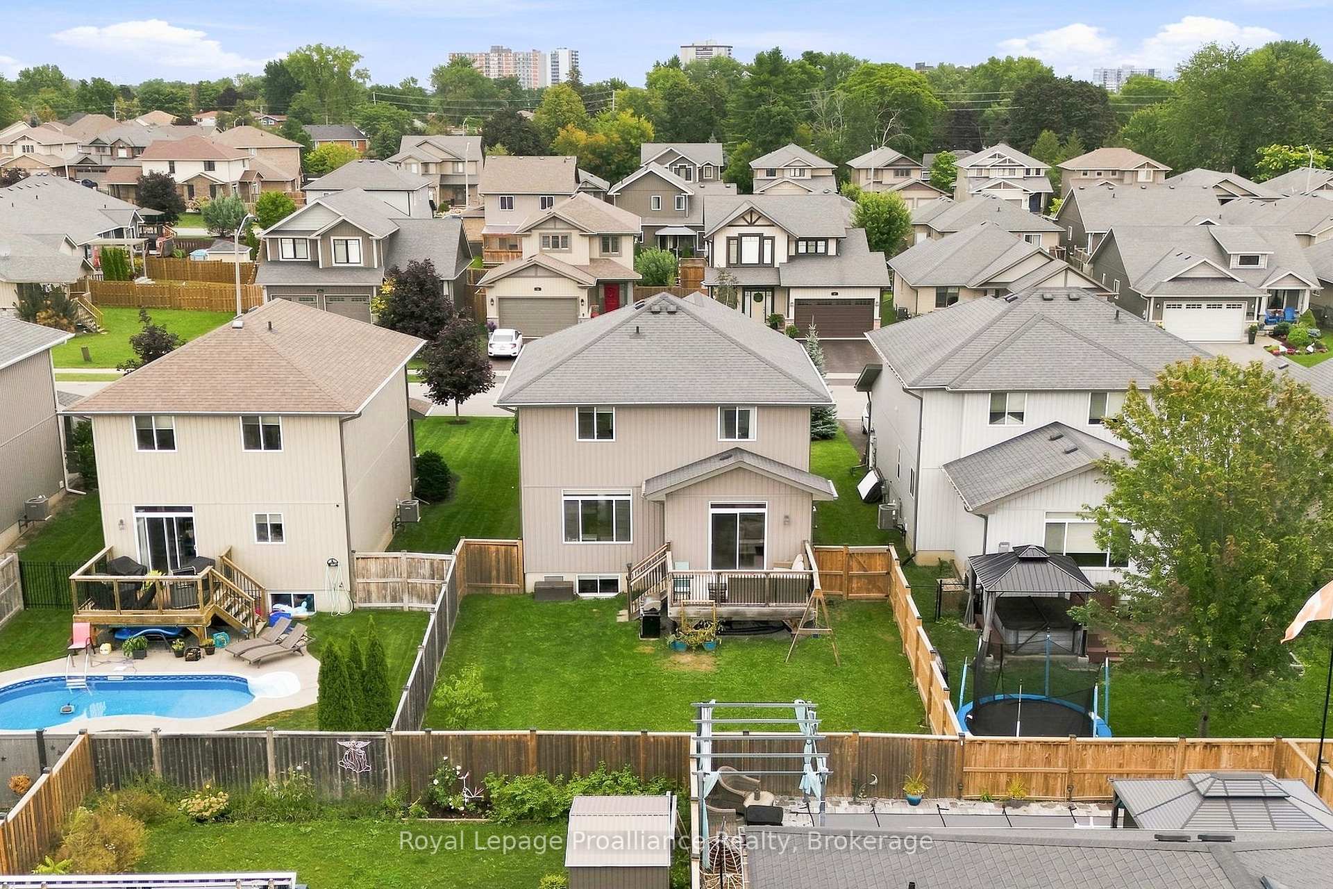 Photo 46 of 18 Granite Drive, Belleville, Belleville Ward — HOMEH