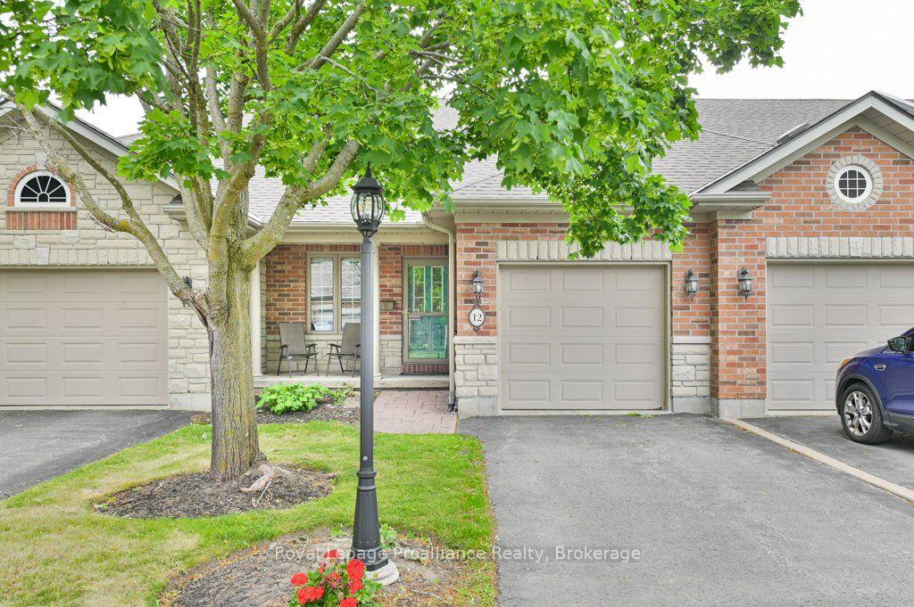 Photo 4 of Unit 12, 25 Heartwood Drive, Belleville, Belleville Ward — HOMEH