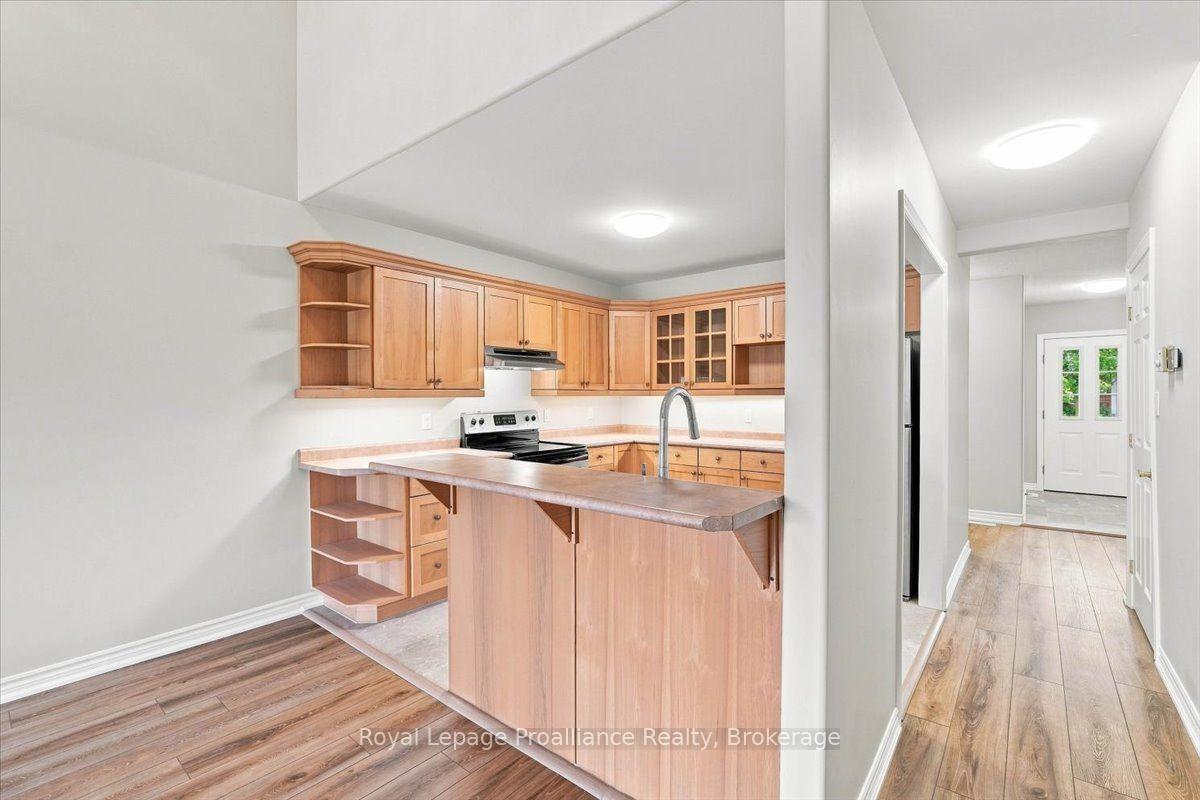 Photo 36 of Unit 12, 25 Heartwood Drive, Belleville, Belleville Ward — HOMEH