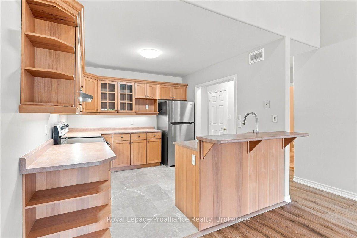 Photo 40 of Unit 12, 25 Heartwood Drive, Belleville, Belleville Ward — HOMEH