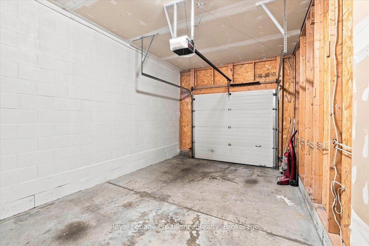Photo 65 of Unit 12, 25 Heartwood Drive, Belleville, Belleville Ward — HOMEH