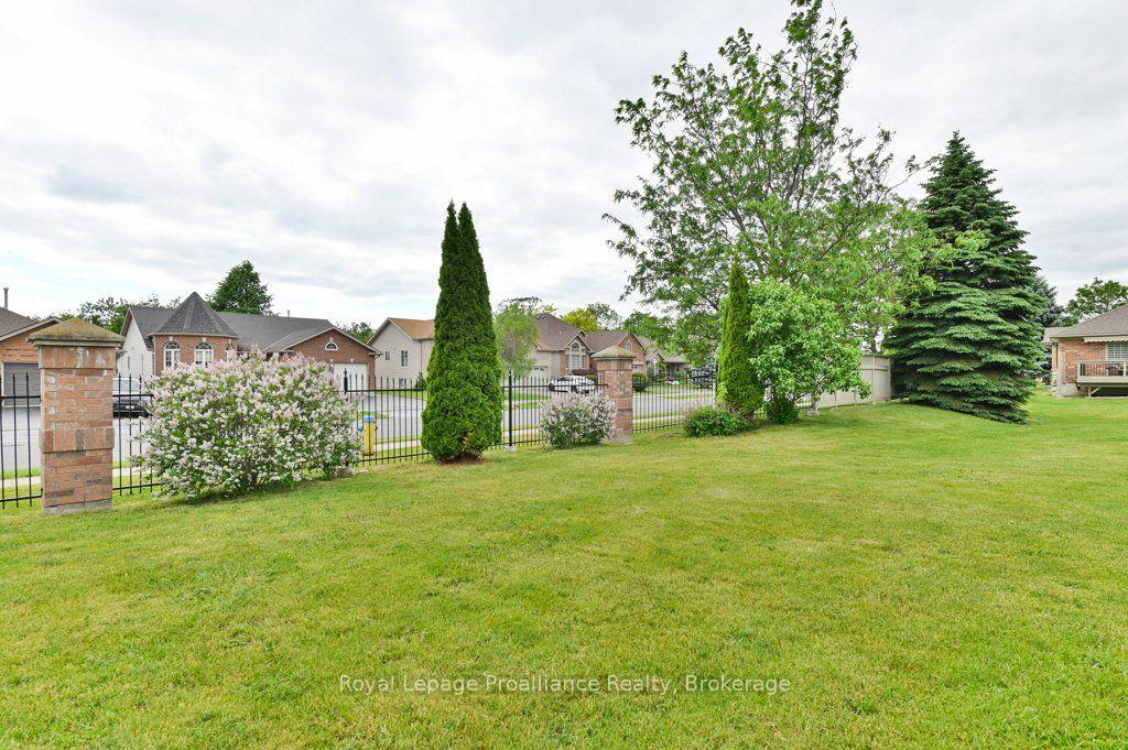 Photo 75 of Unit 12, 25 Heartwood Drive, Belleville, Belleville Ward — HOMEH