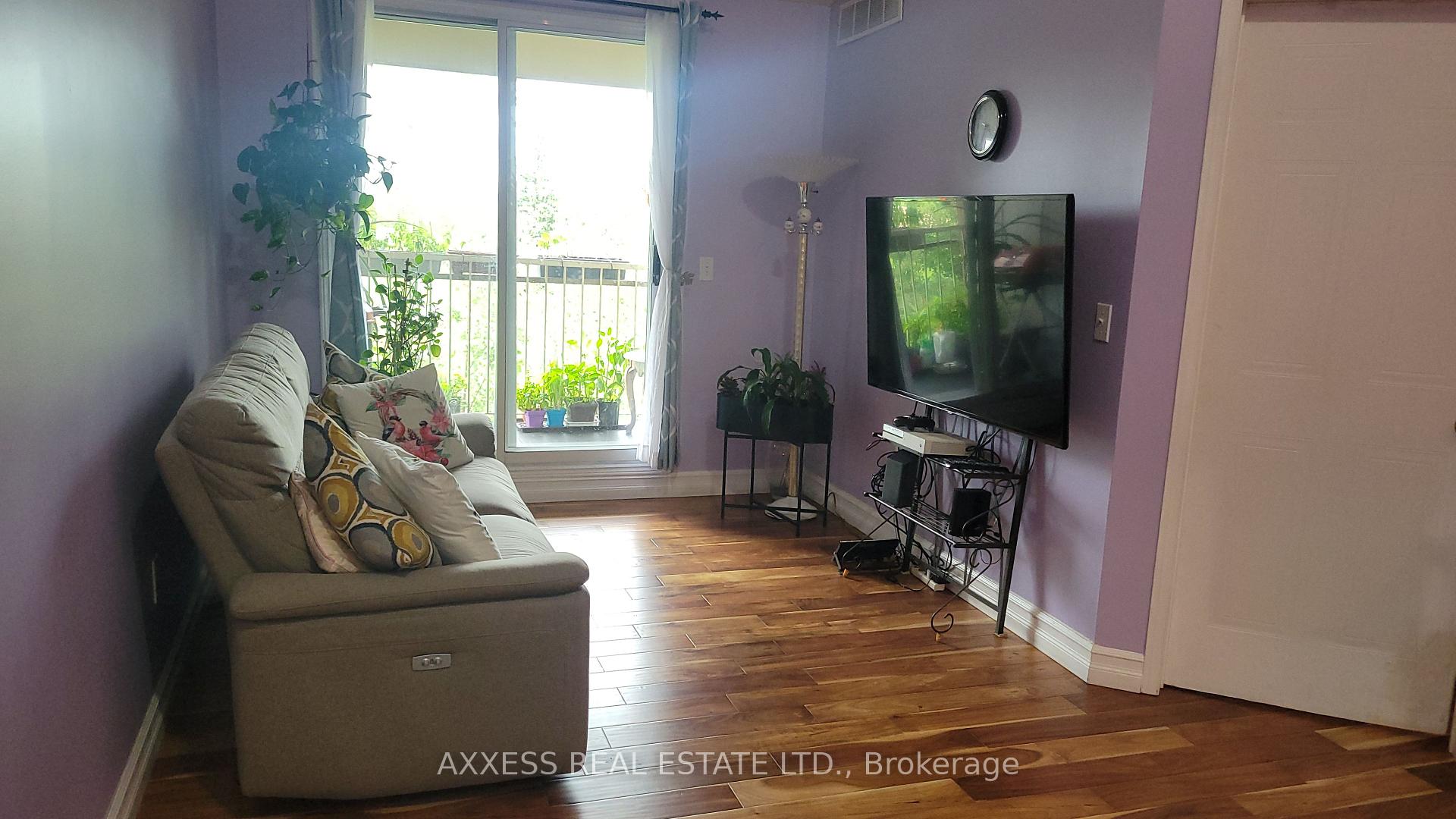 Photo 38 of Unit 142, 109 Bristol Road E, Mississauga, Hurontario — HOMEH