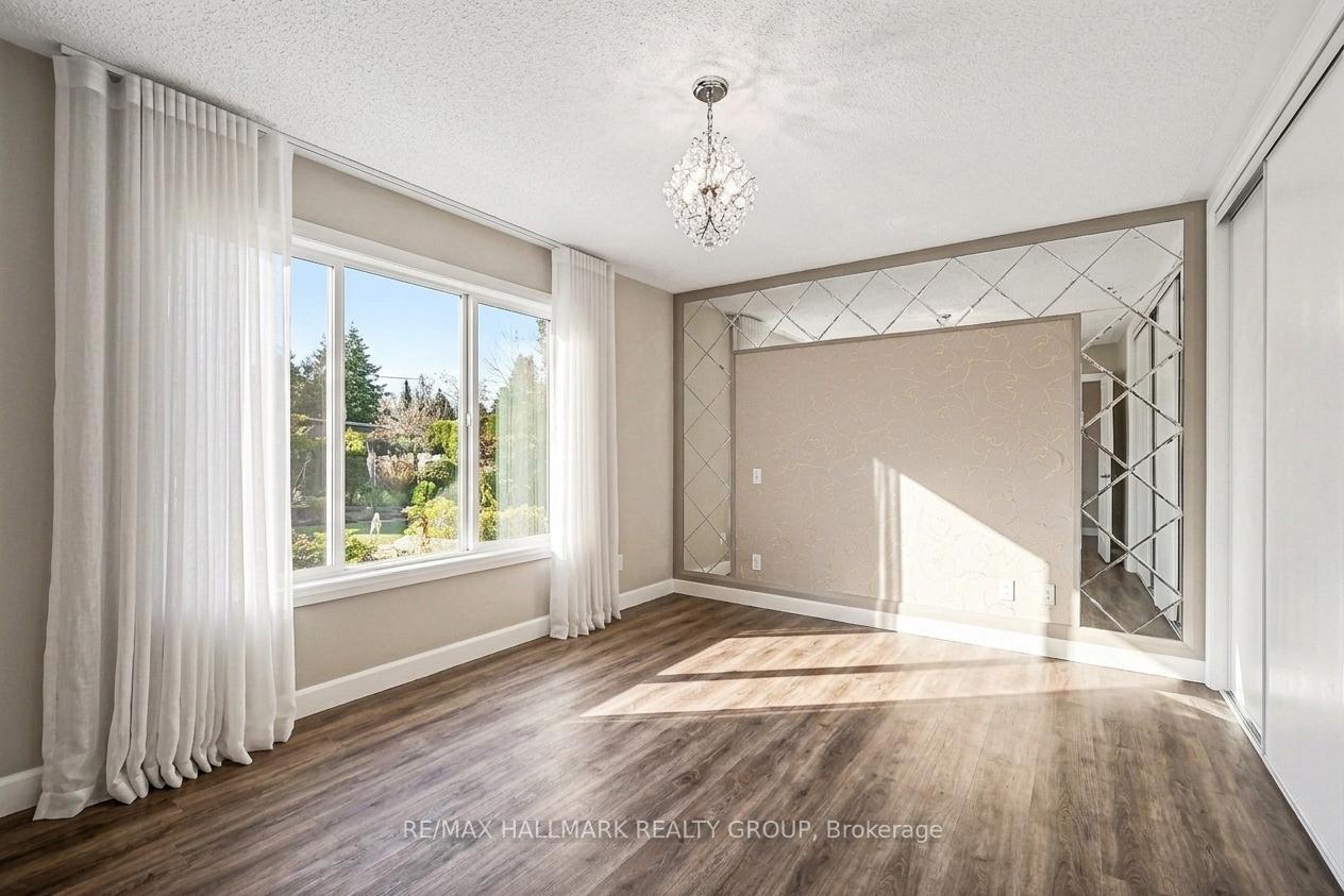 Photo 18 of 13 Bathurst Street, Ottawa, Kanata - Kanata (North East) — HOMEH
