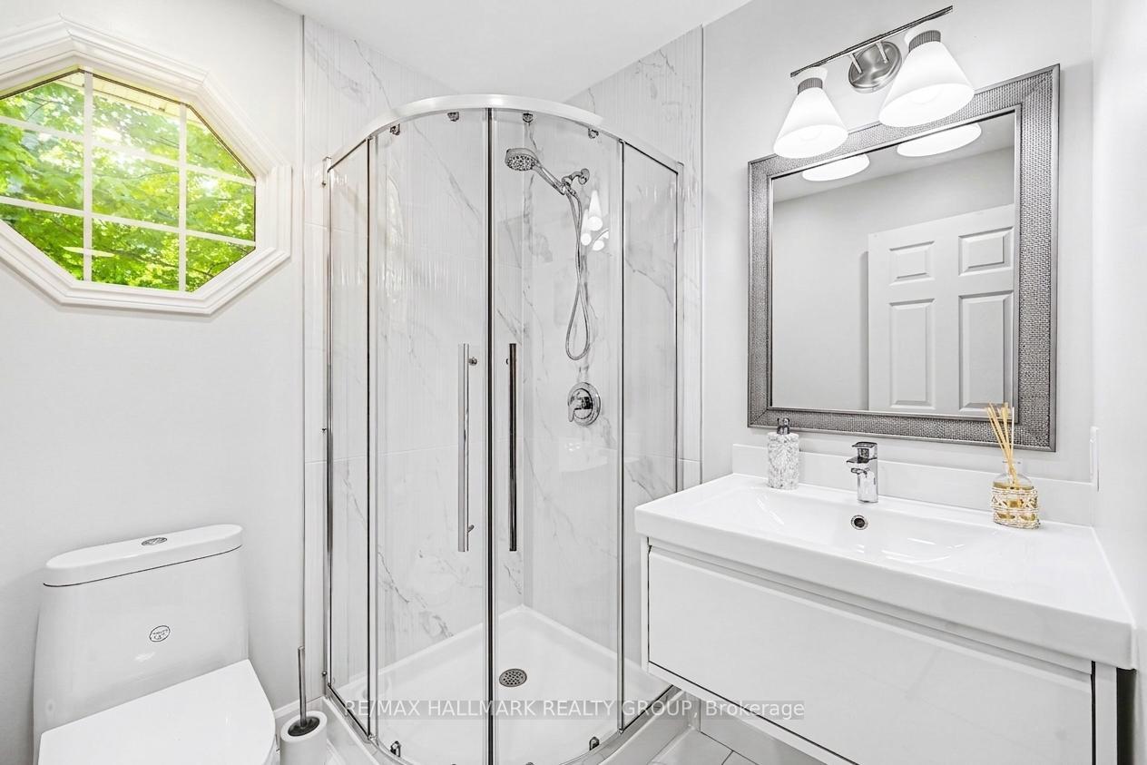 Photo 23 of 13 Bathurst Street, Ottawa, Kanata - Kanata (North East) — HOMEH