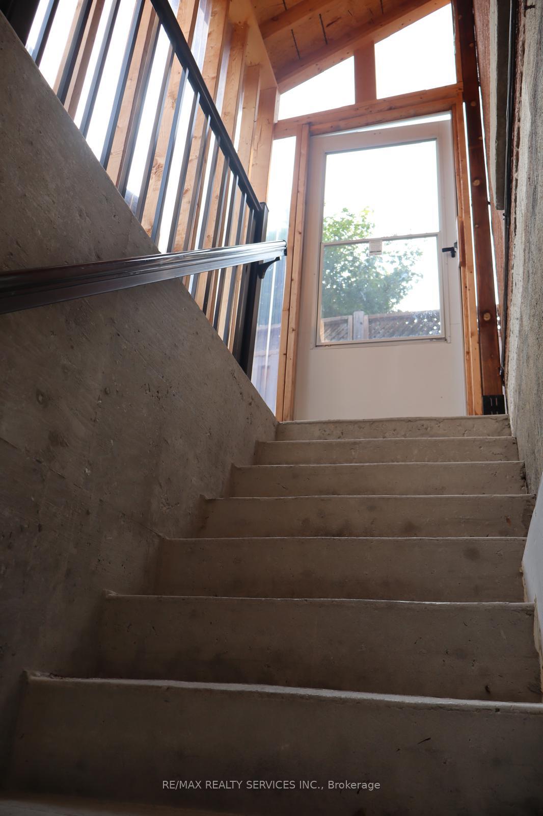 Photo 5 of Unit Basement, 22 Pretty Place, Brampton, Central Park — HOMEH