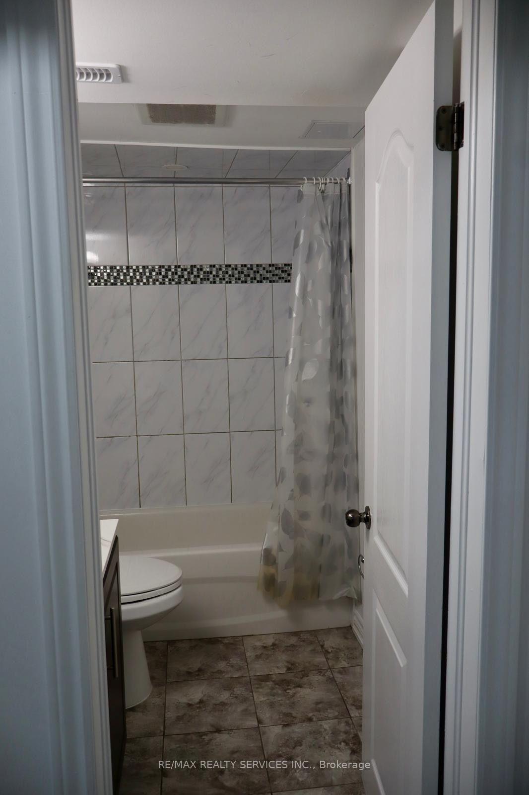 Photo 10 of Unit Basement, 22 Pretty Place, Brampton, Central Park — HOMEH