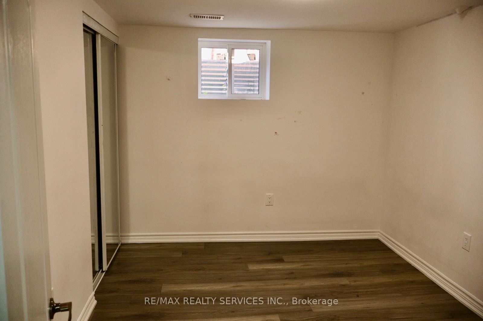Photo 17 of Unit Basement, 22 Pretty Place, Brampton, Central Park — HOMEH