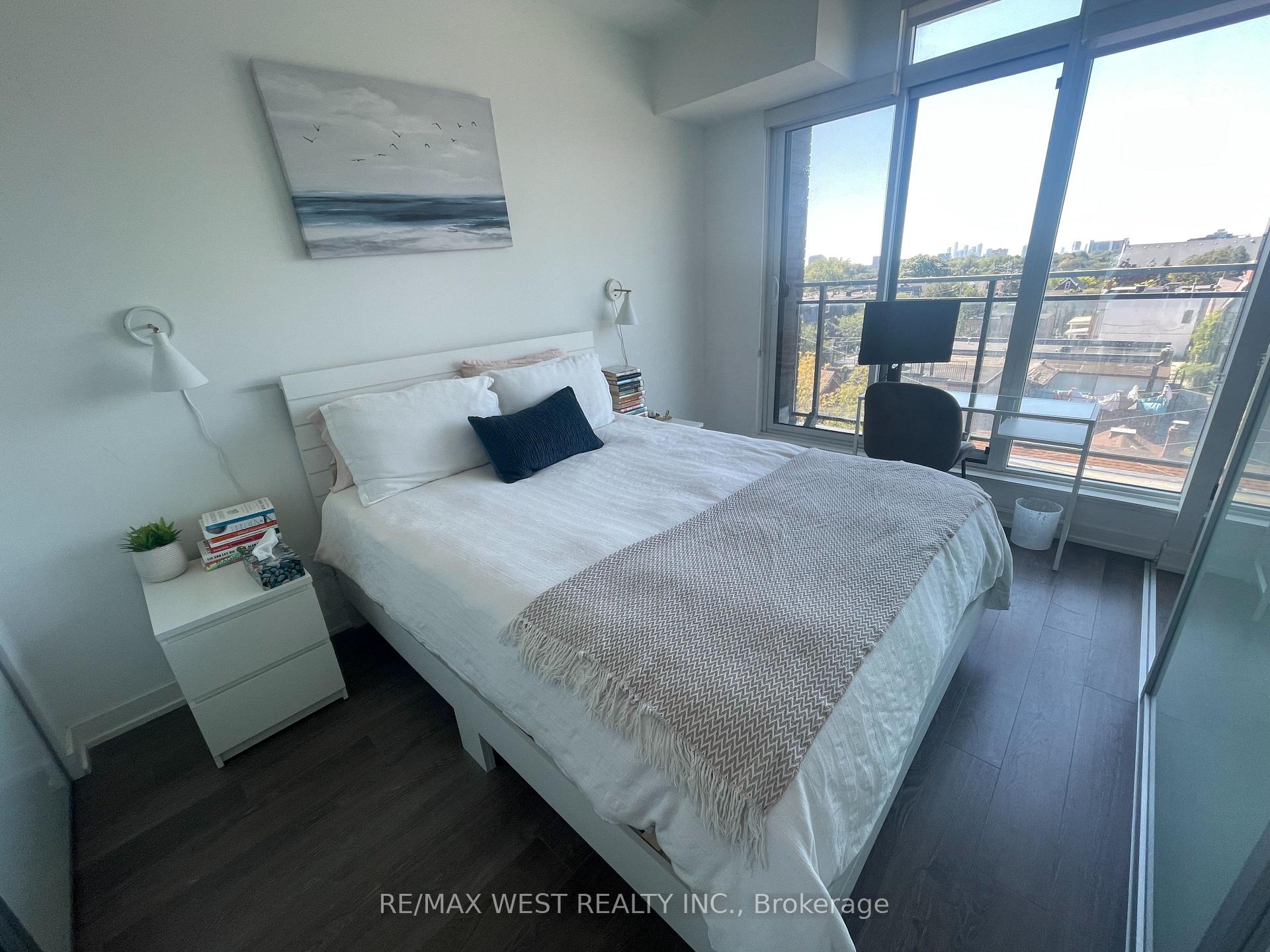 Photo 13 of Unit 413, 205 Manning Avenue, Toronto, Trinity-Bellwoods — HOMEH