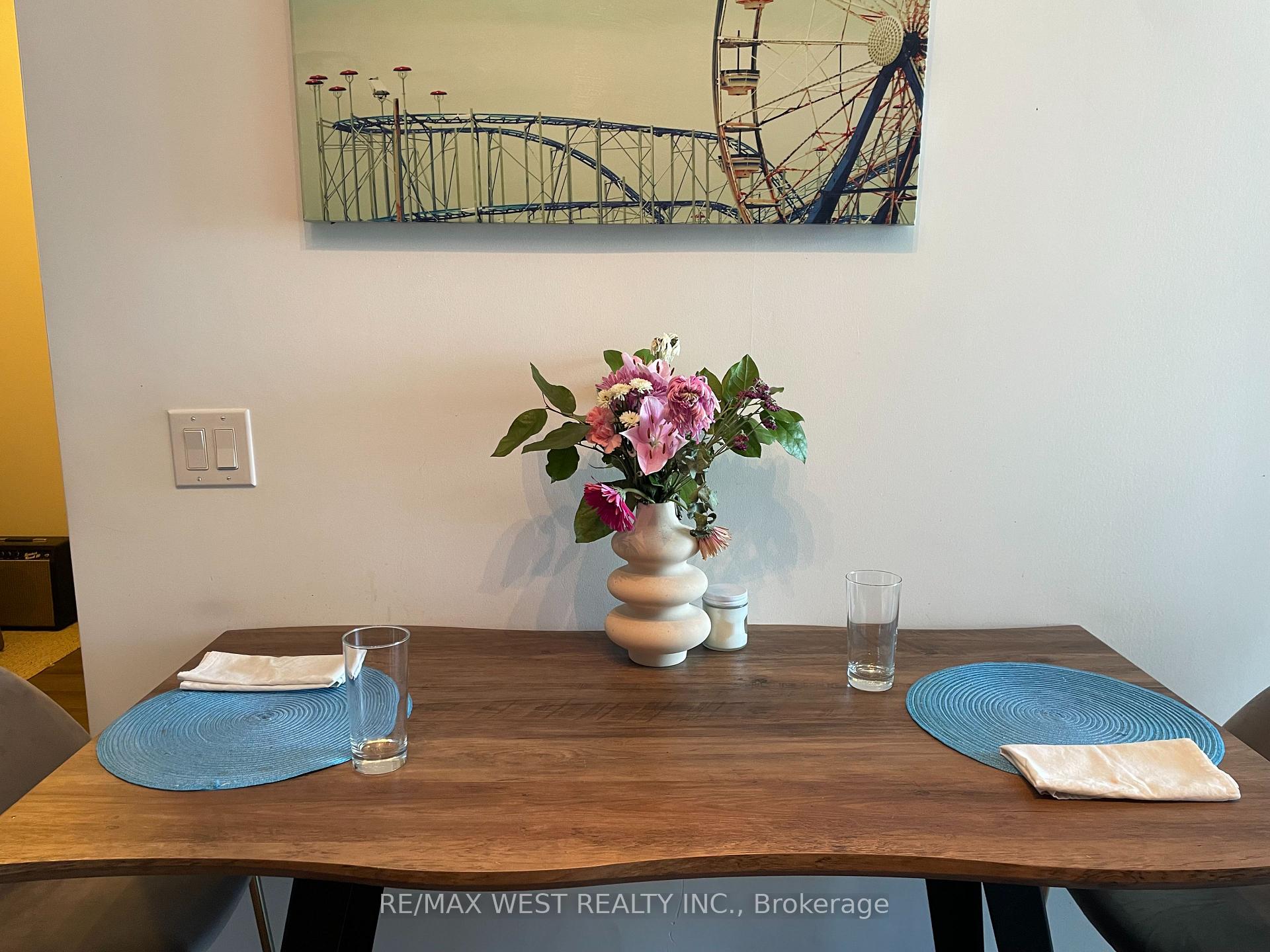 Photo 18 of Unit 413, 205 Manning Avenue, Toronto, Trinity-Bellwoods — HOMEH