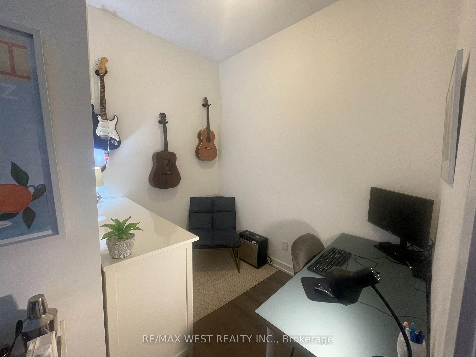 Photo 22 of Unit 413, 205 Manning Avenue, Toronto, Trinity-Bellwoods — HOMEH