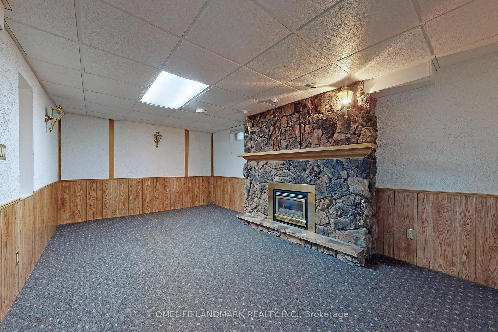 Photo 32 of 69 Windrush Trail, Scarborough, Highland Creek — HOMEH