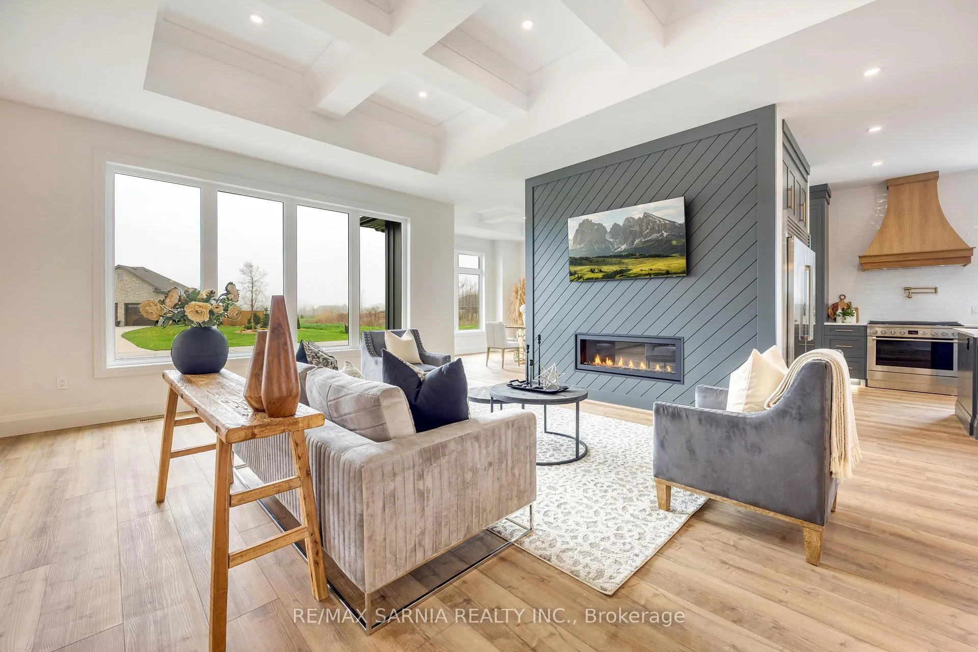 Photo 9 of 4110 Cullen Drive, Plympton-Wyoming, Plympton Wyoming — HOMEH