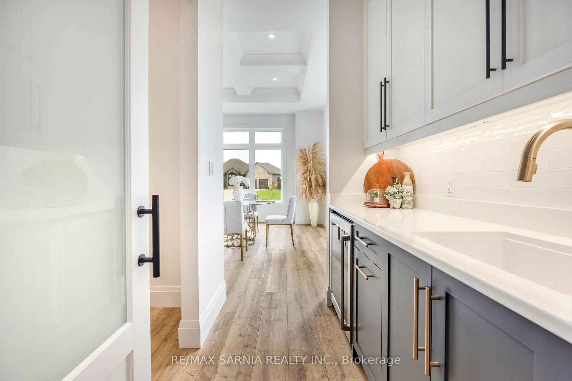 Photo 14 of 4110 Cullen Drive, Plympton-Wyoming, Plympton Wyoming — HOMEH