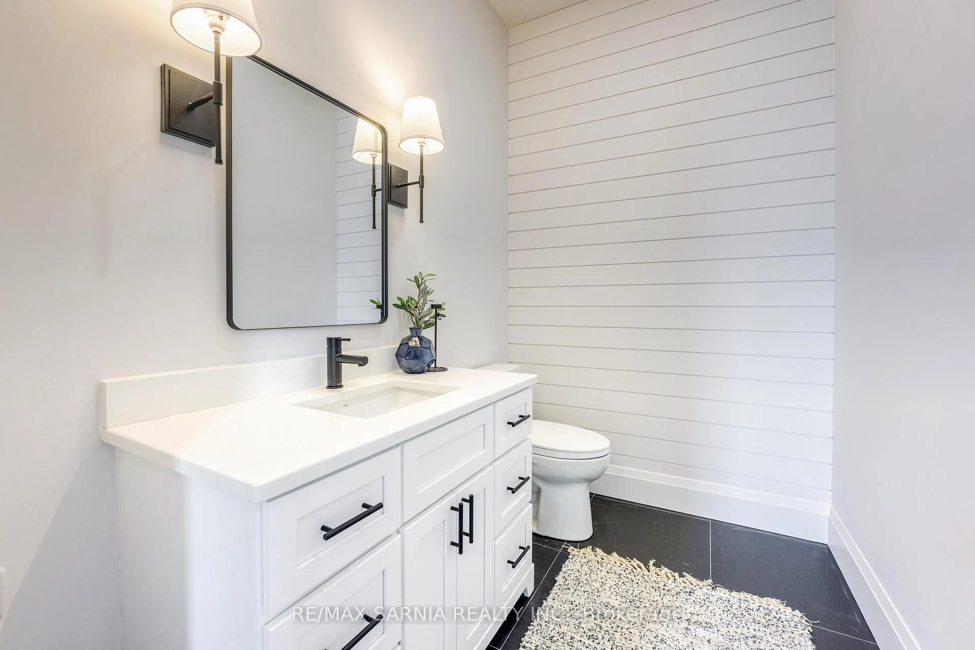 Photo 17 of 4110 Cullen Drive, Plympton-Wyoming, Plympton Wyoming — HOMEH