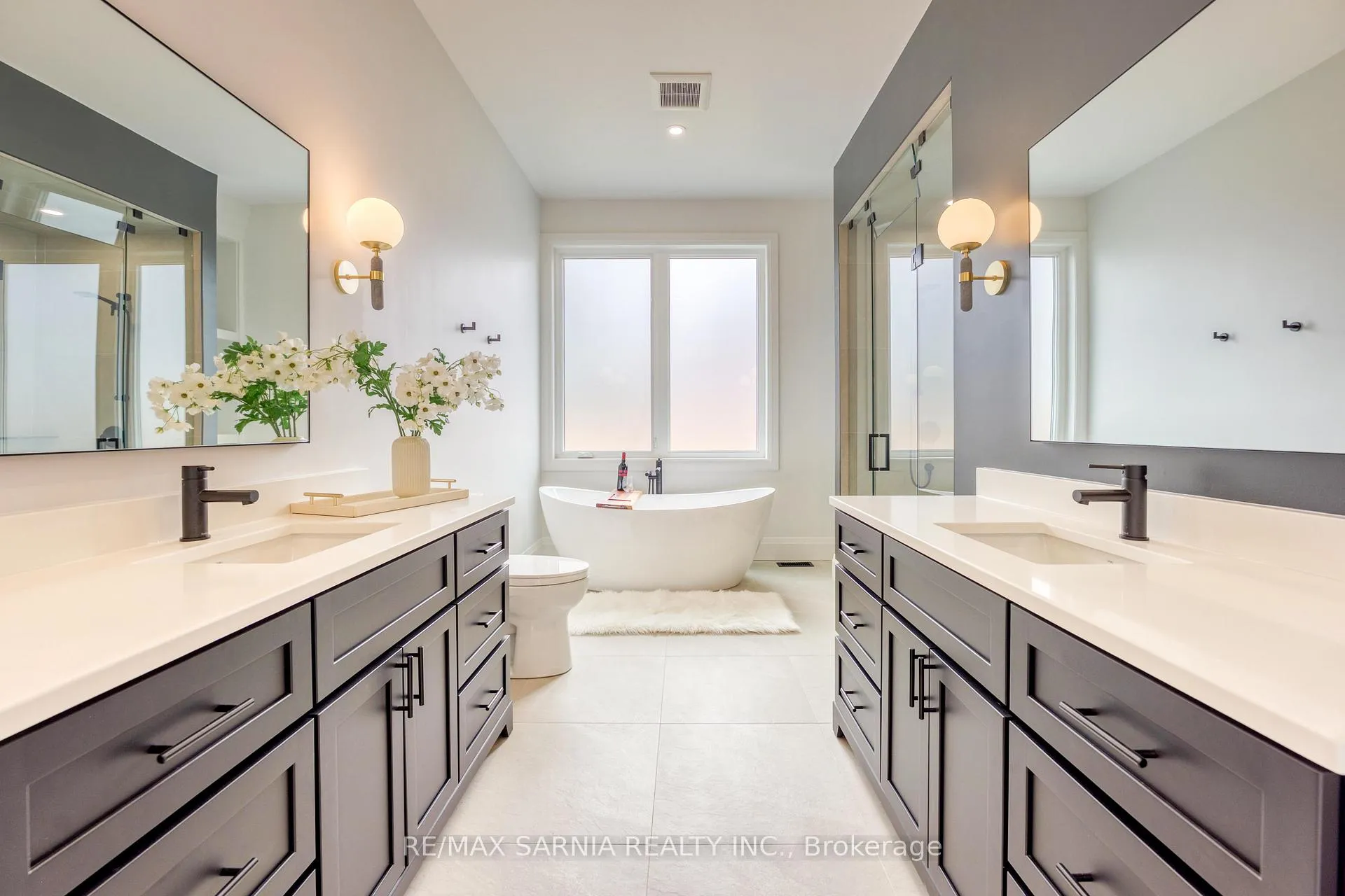 Photo 20 of 4110 Cullen Drive, Plympton-Wyoming, Plympton Wyoming — HOMEH