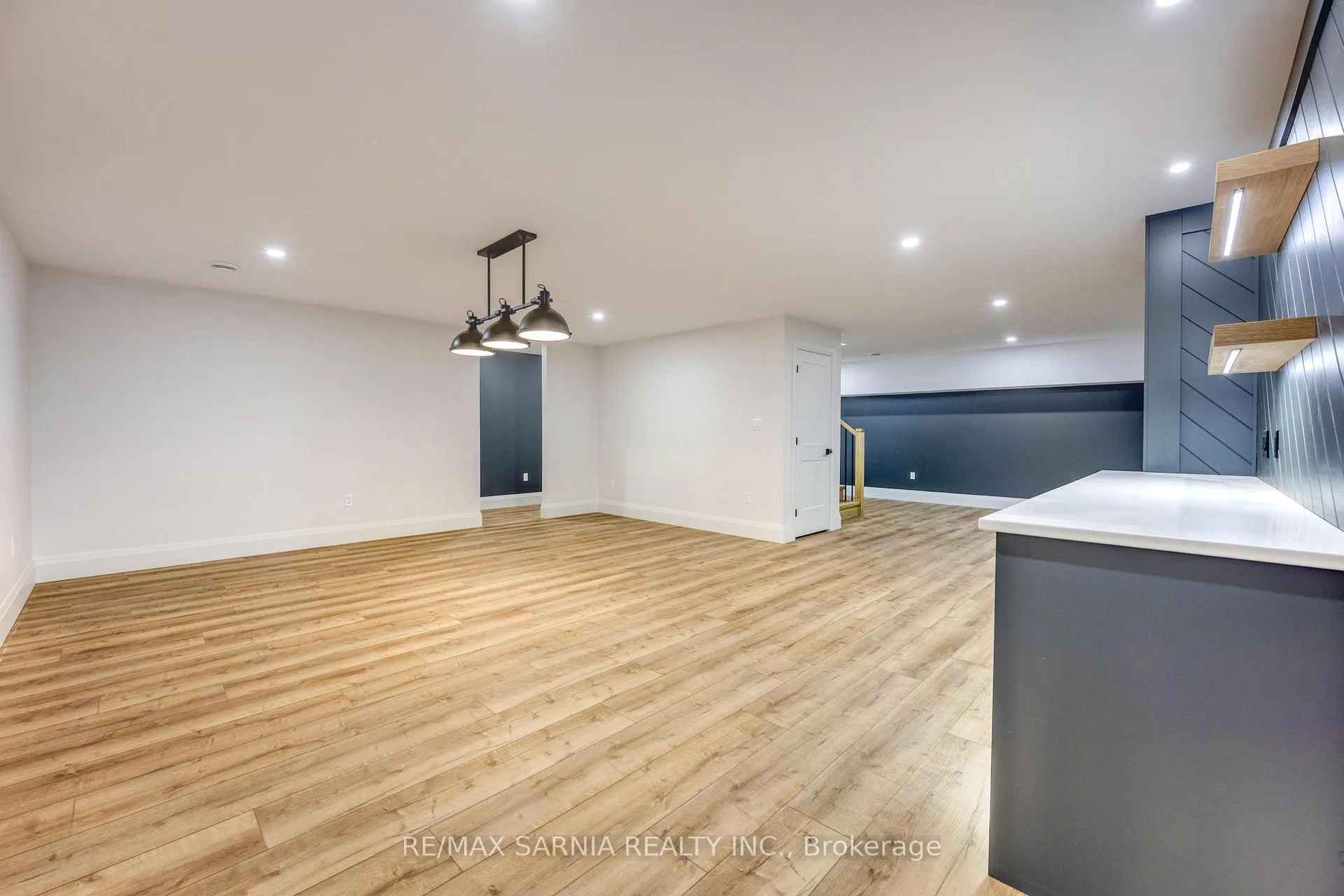 Photo 26 of 4110 Cullen Drive, Plympton-Wyoming, Plympton Wyoming — HOMEH