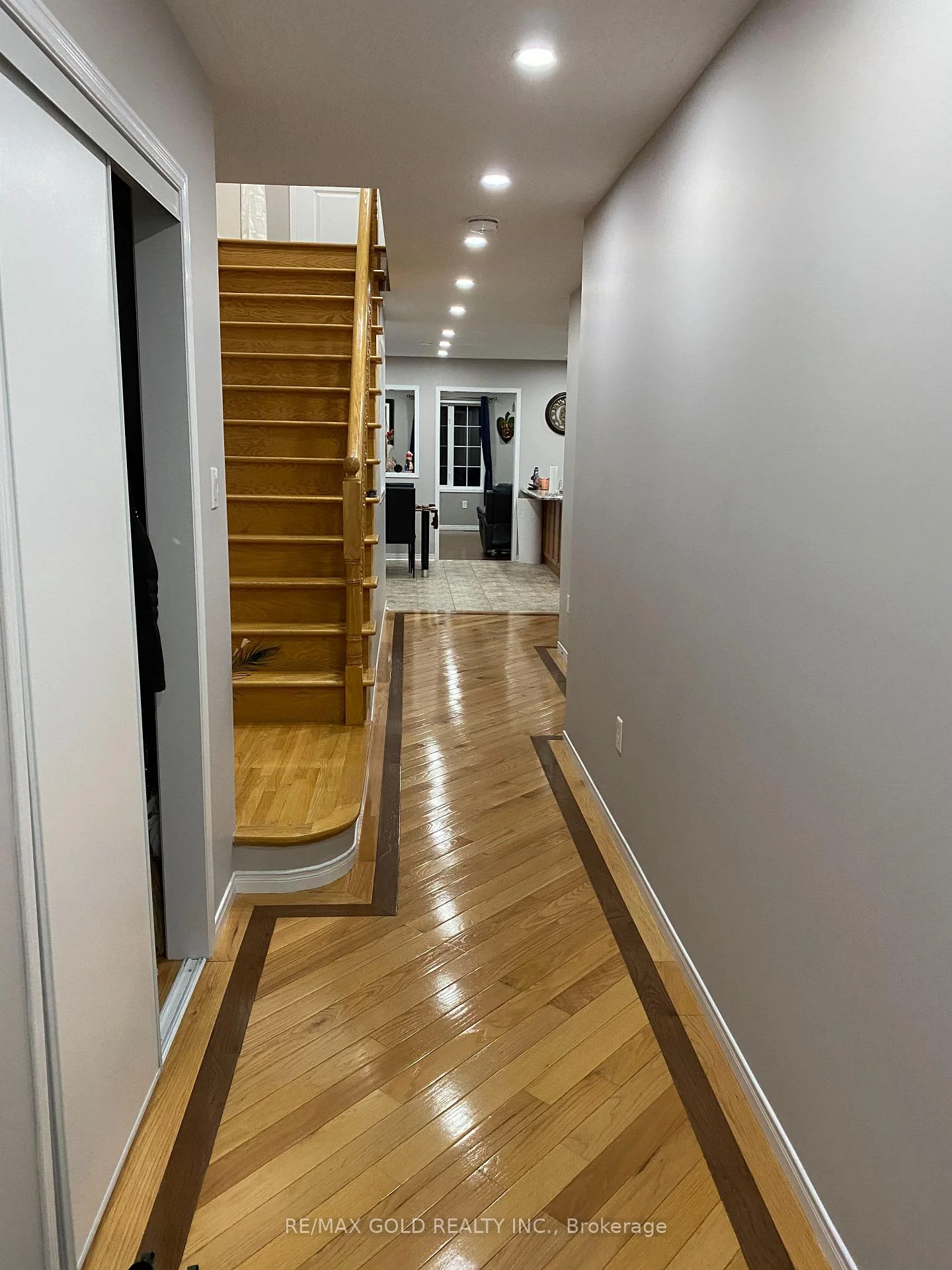 Photo 3 of 63 Rotunda Street, Brampton, Fletcher's Creek Village — HOMEH